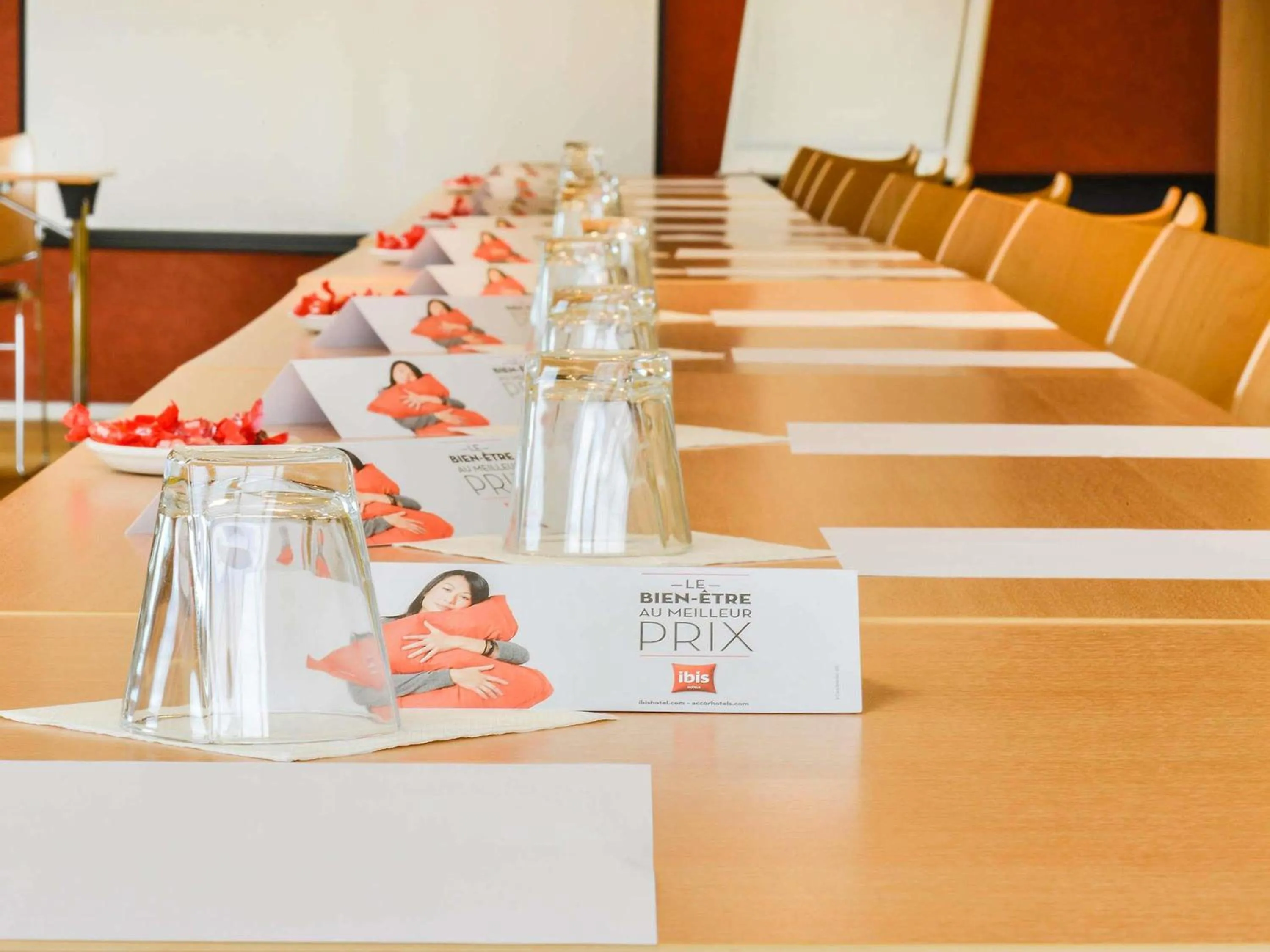 Meeting/conference room in ibis Nanterre La Défense