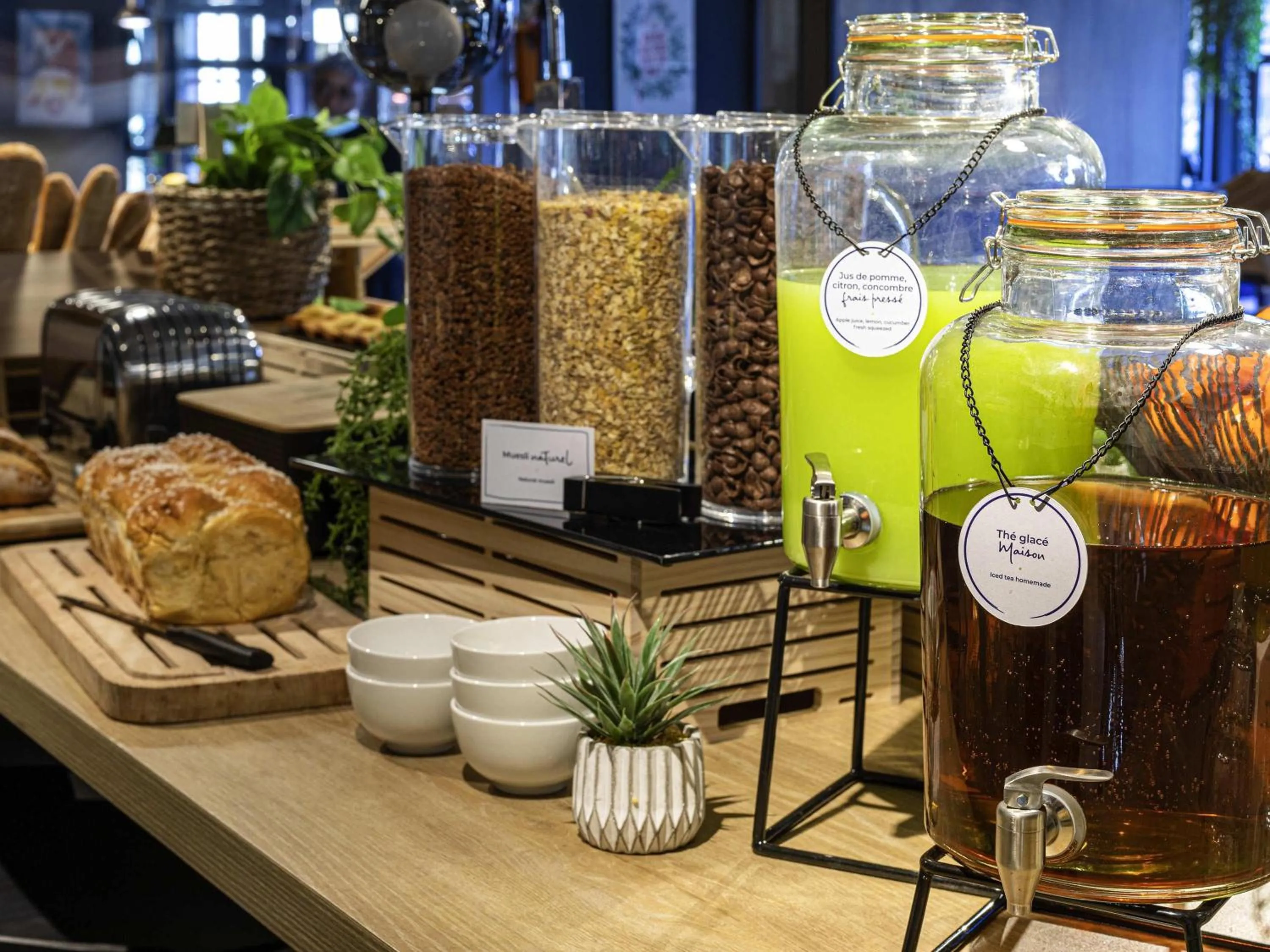 Breakfast in ibis Nanterre La Défense