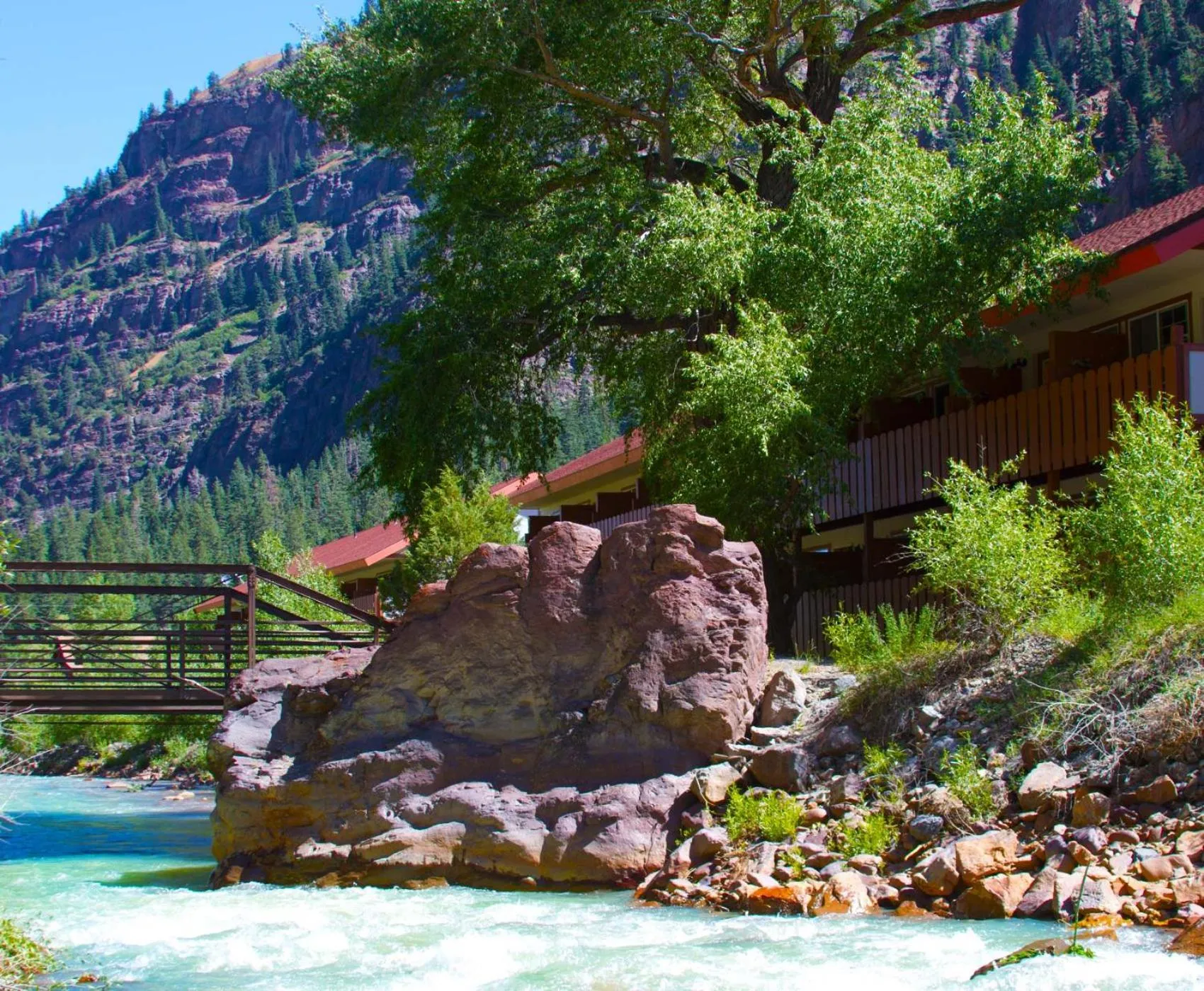 Mountain view in Hot Springs Inn