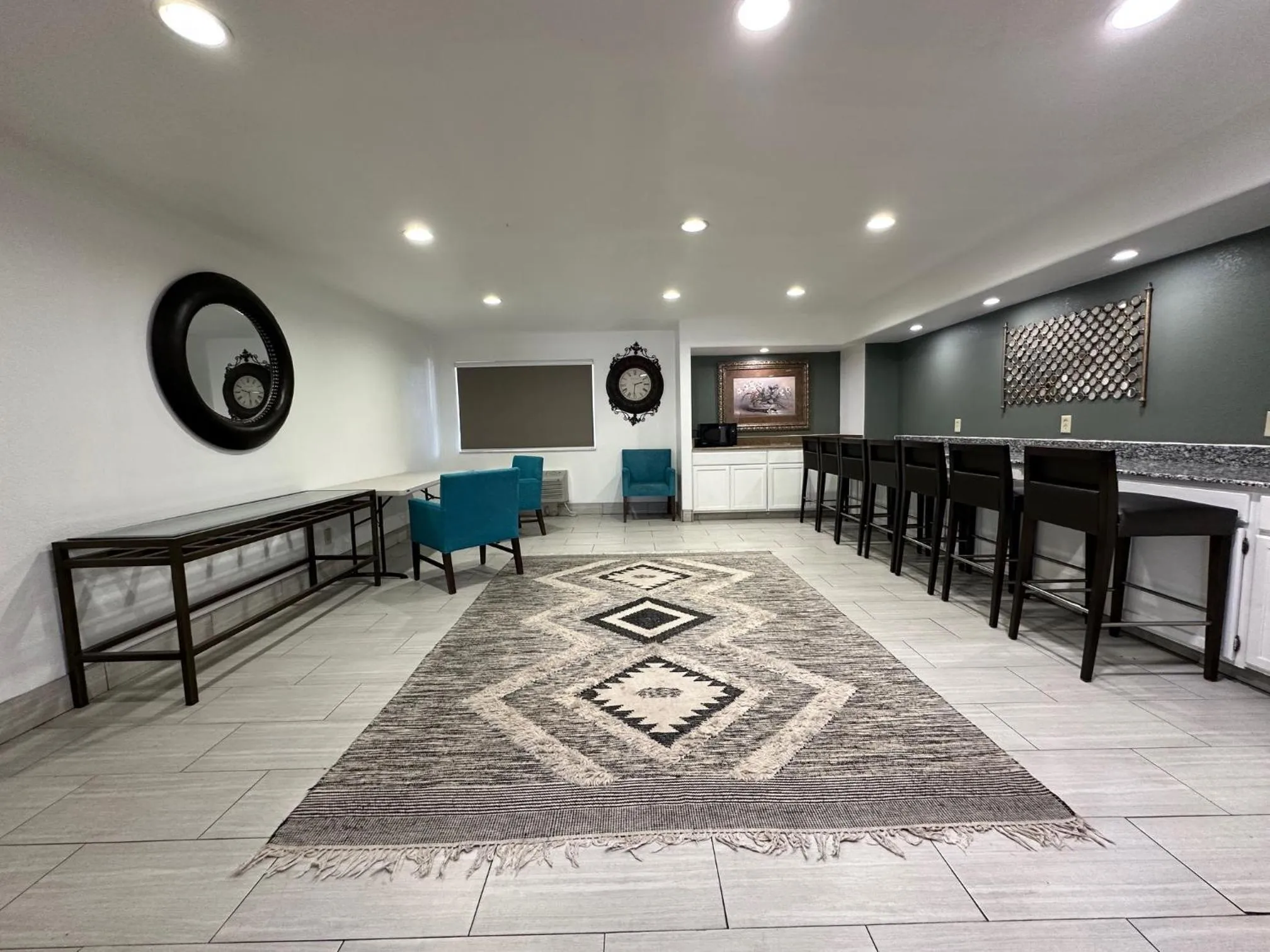 Lobby or reception in Desert Sands Inn & Suites