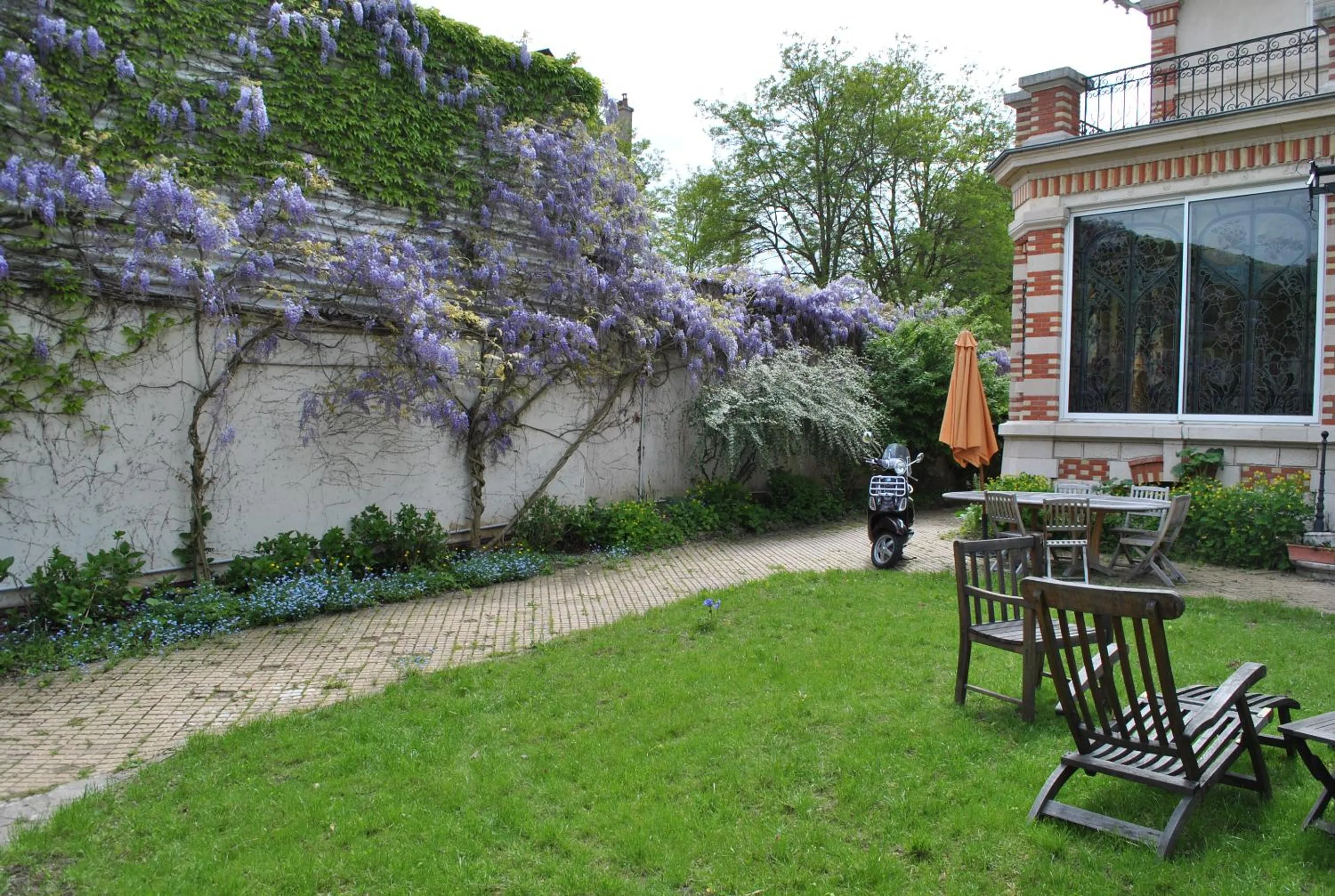 Garden in "Maison Schott" Studio