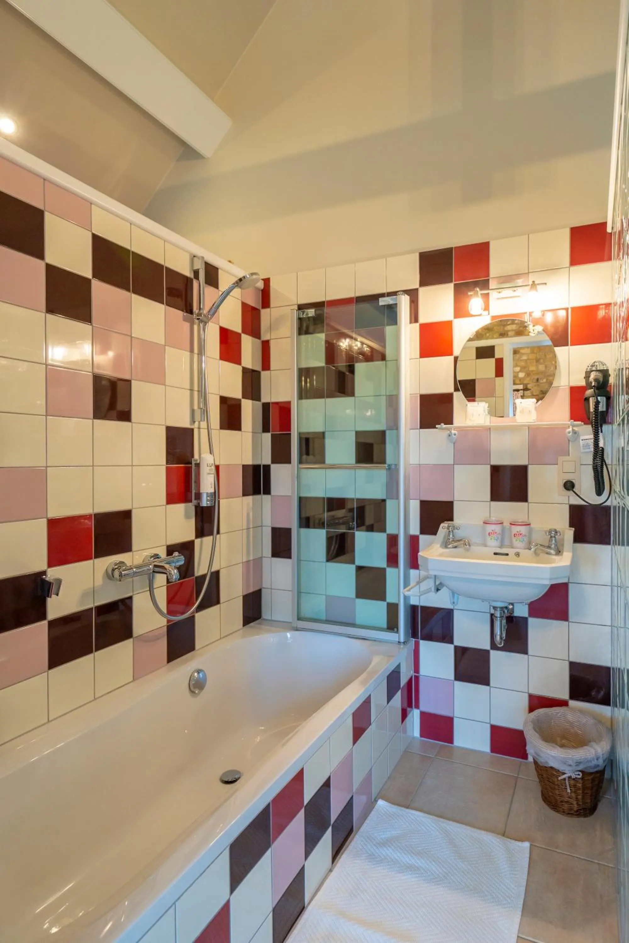 Bathroom in Gasthof Schraevenacker