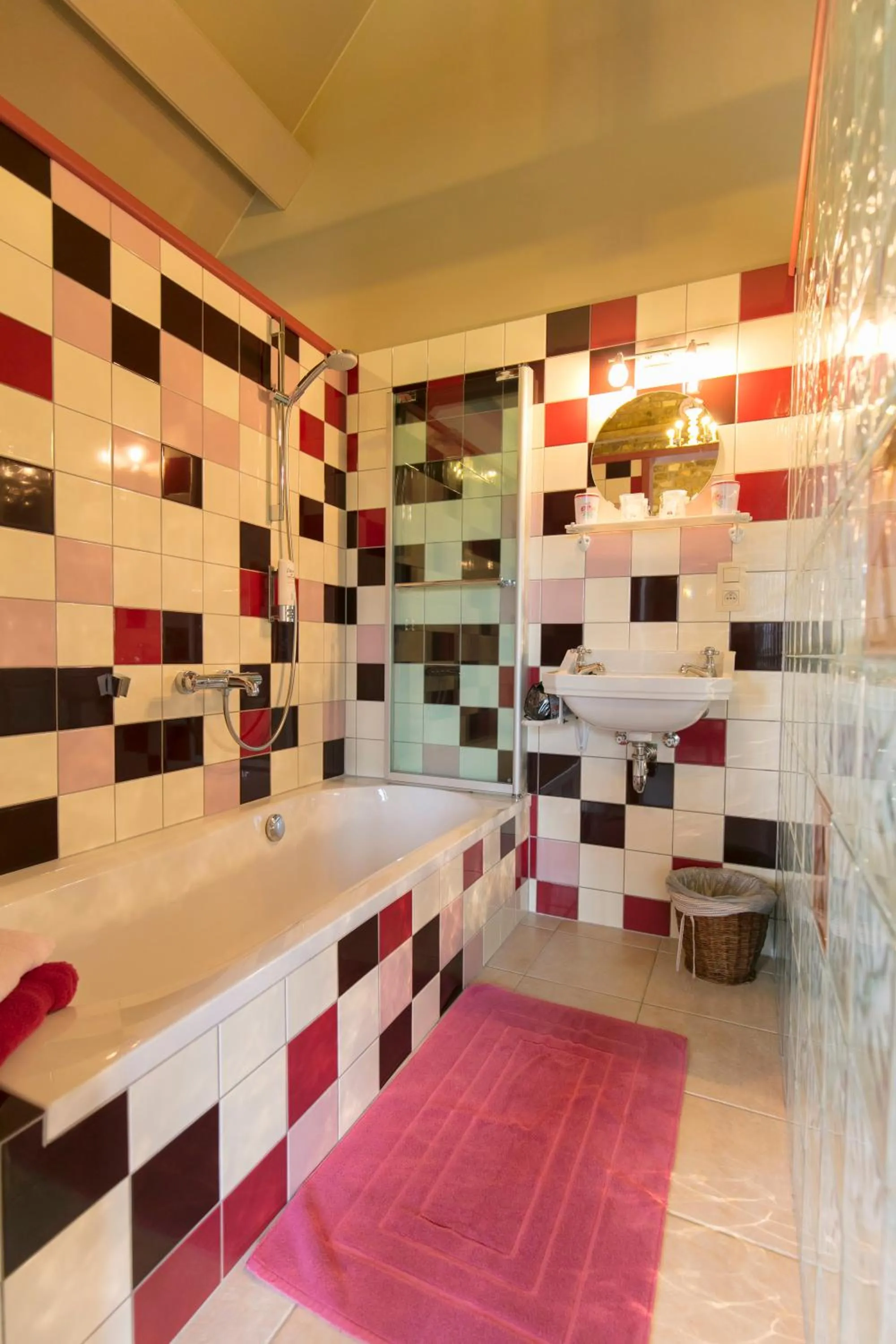 Bathroom in Gasthof Schraevenacker