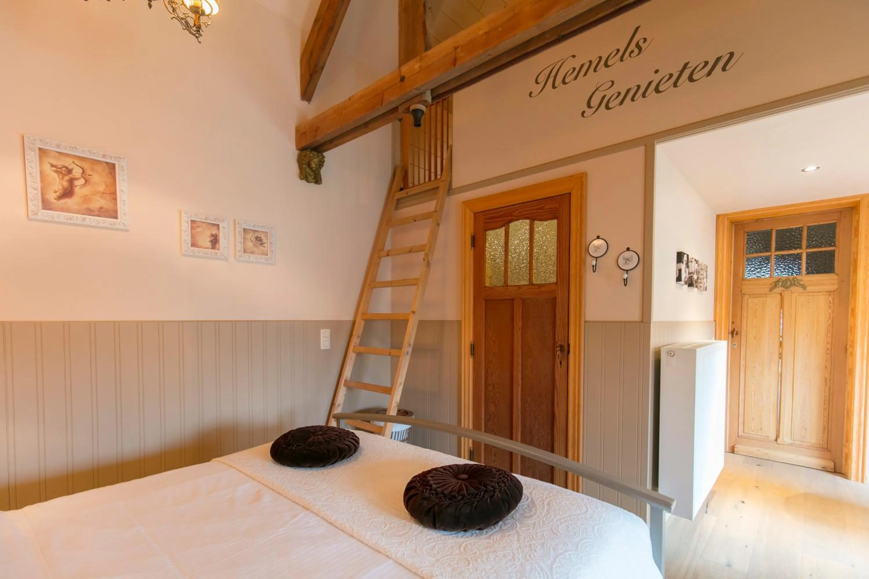 Bed in Gasthof Schraevenacker