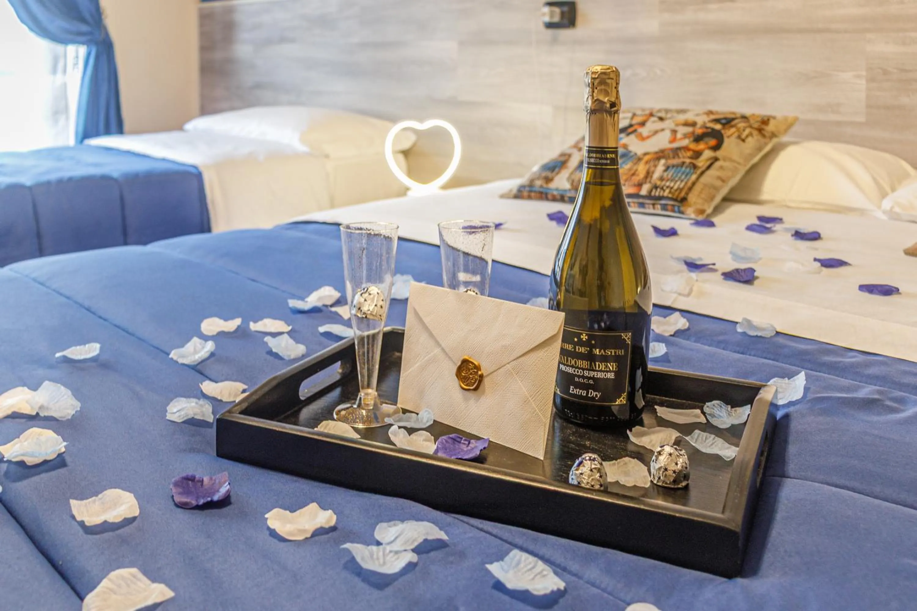 OPERA et LOVE - 200m dall'Arena con convenzione per Parcheggio e Colazione in pasticceria adiacente