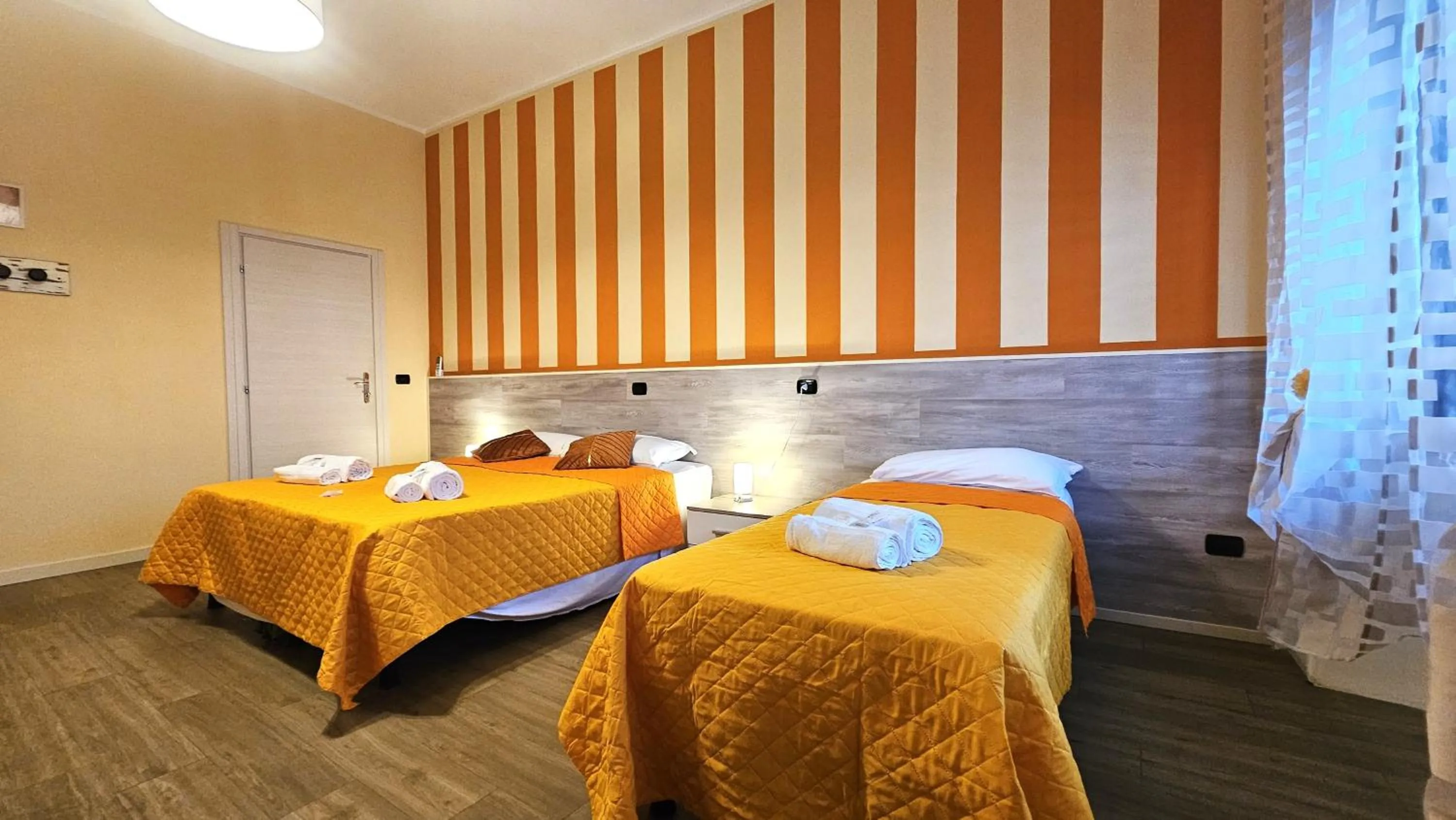 Bed in Opera et Love