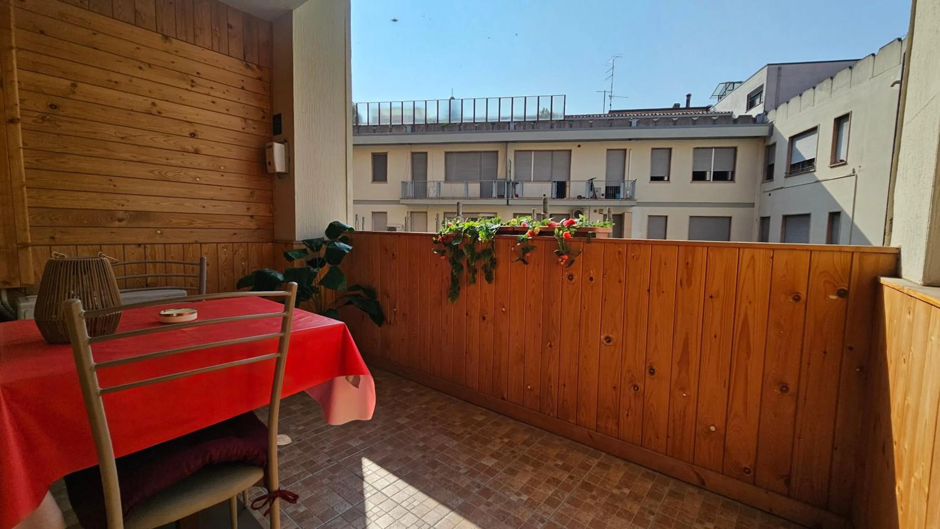 Property building in Opera et Love