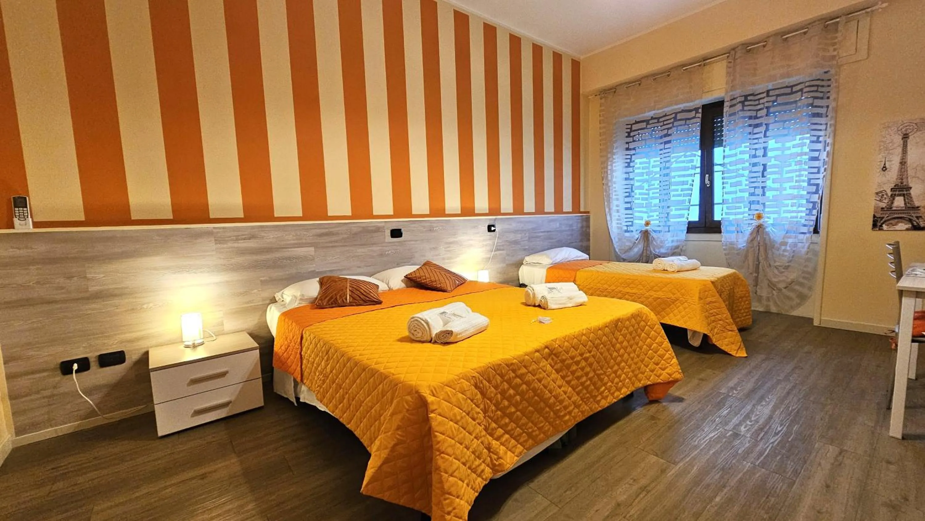 Bed in Opera et Love