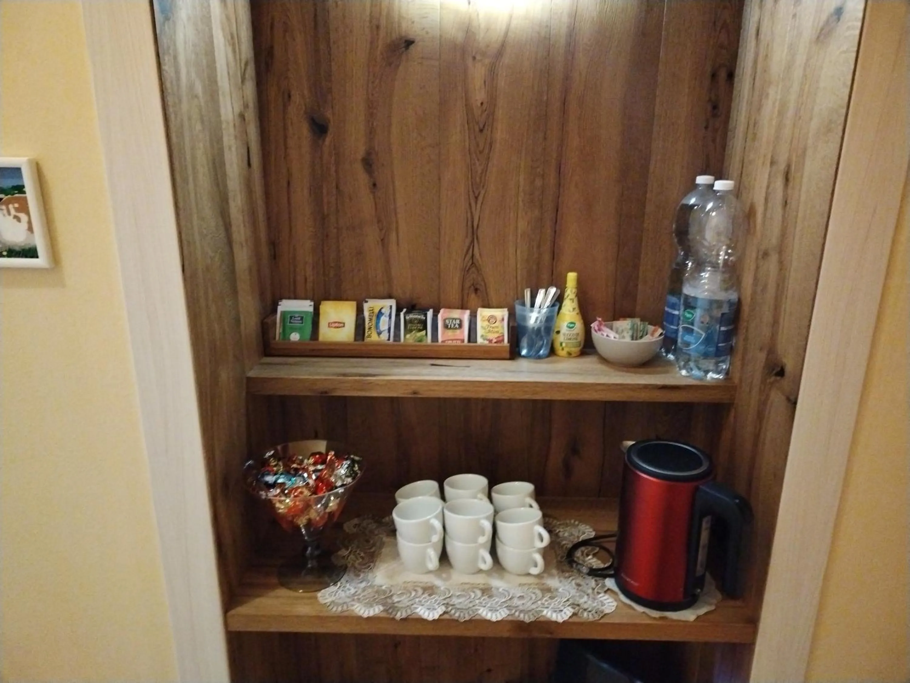 Coffee/tea facilities in L'OPERA ROOMS