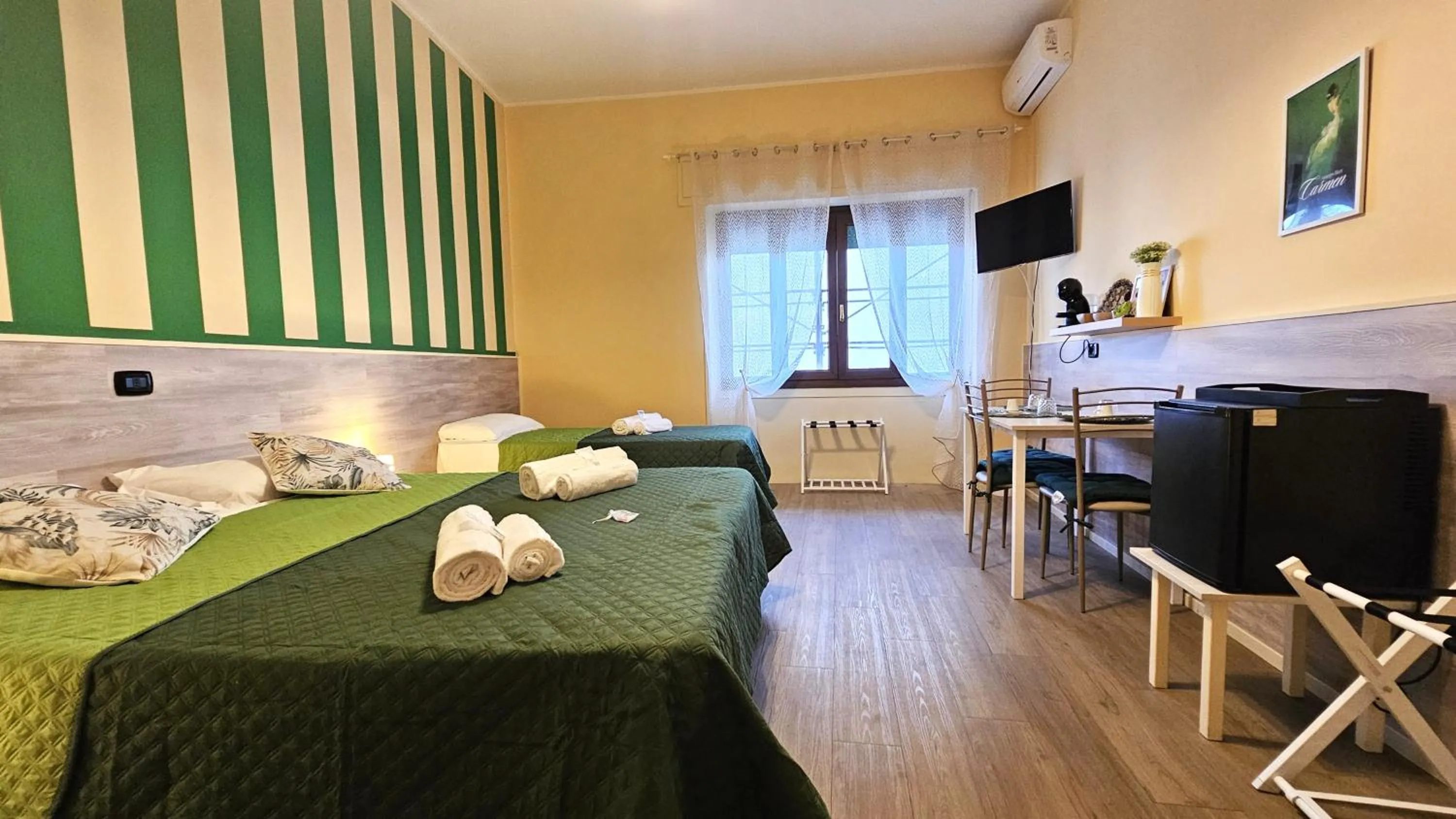 Bed in Opera et Love