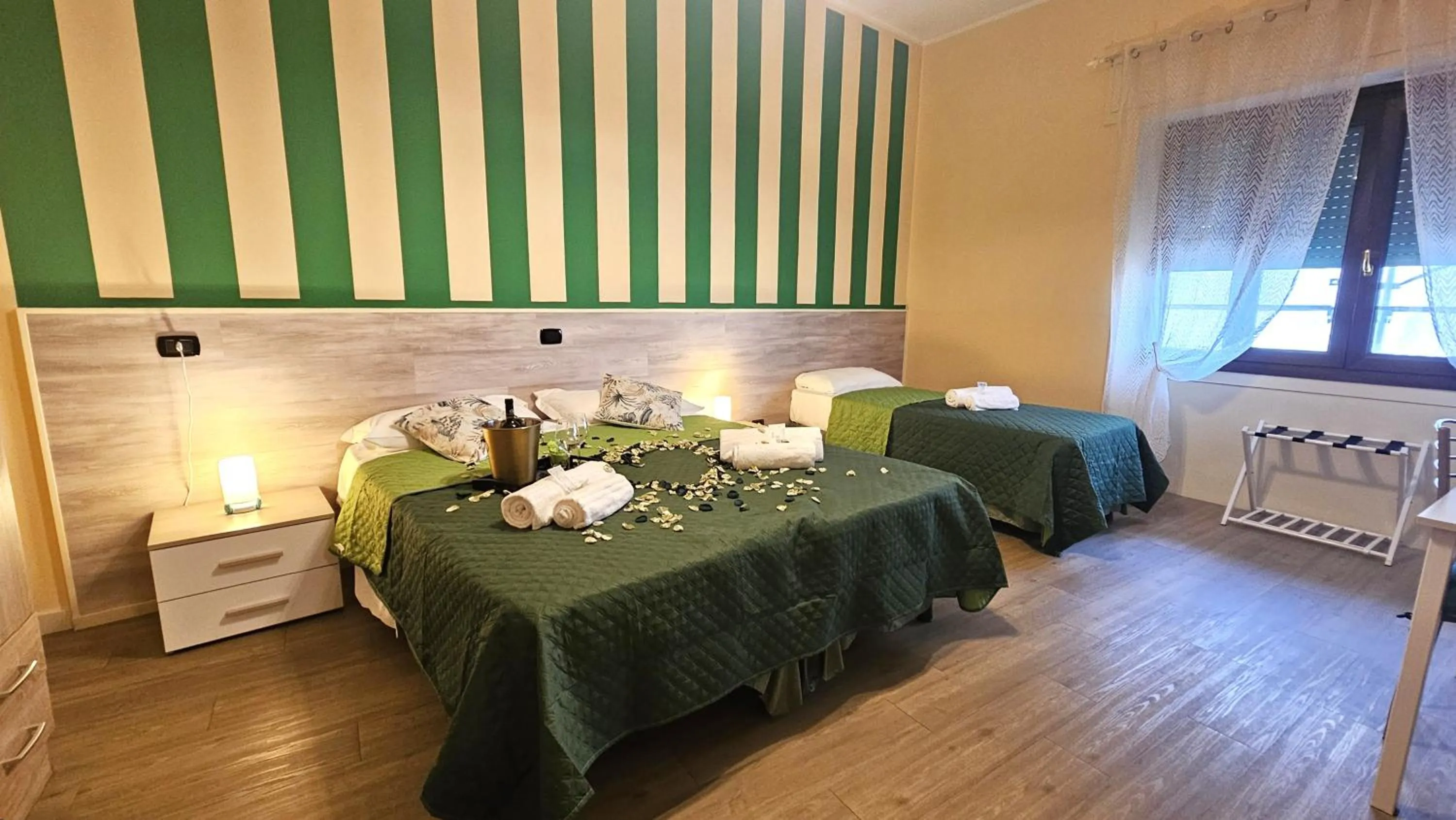 Bed in Opera et Love