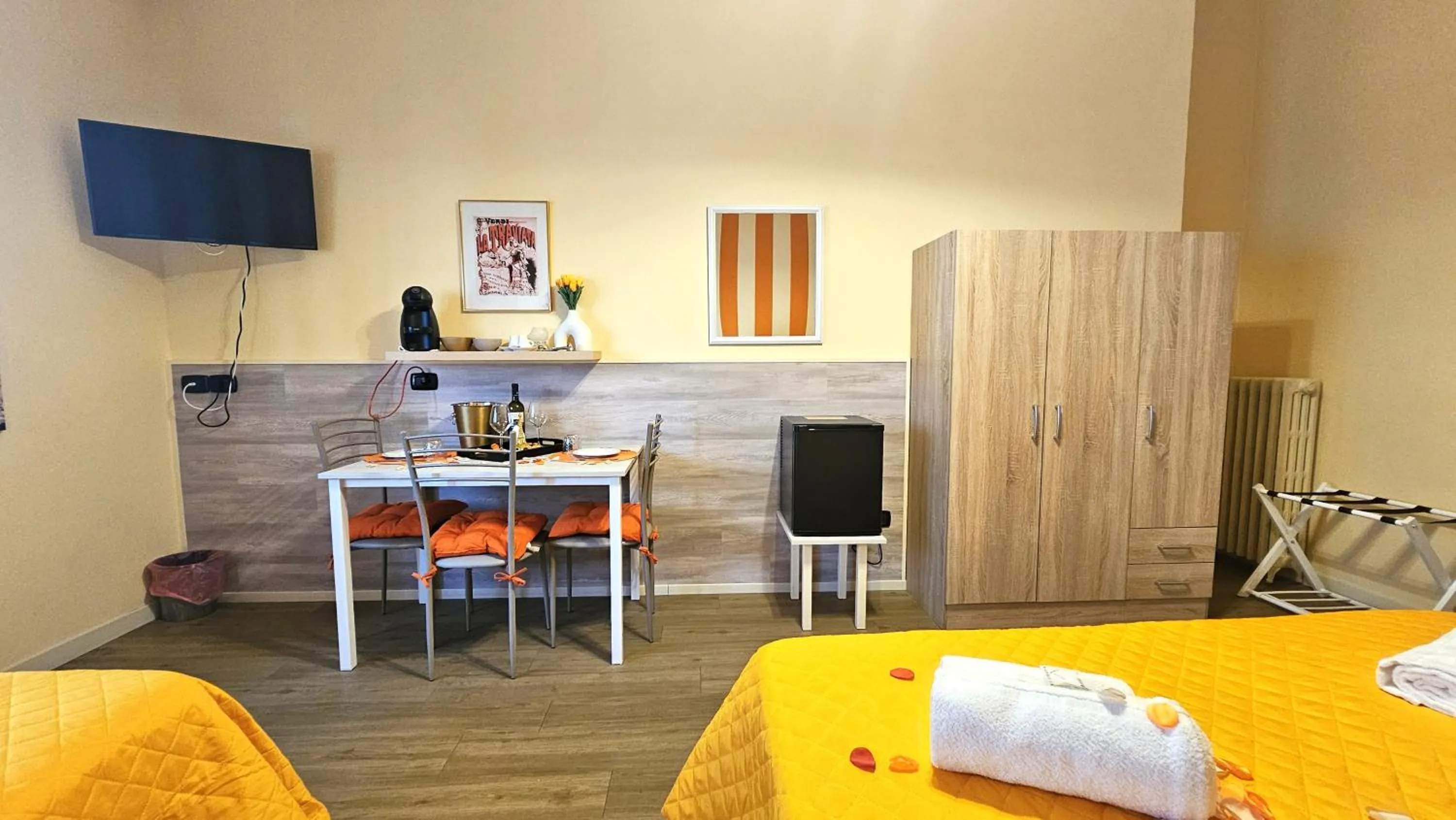 Bed in Opera et Love