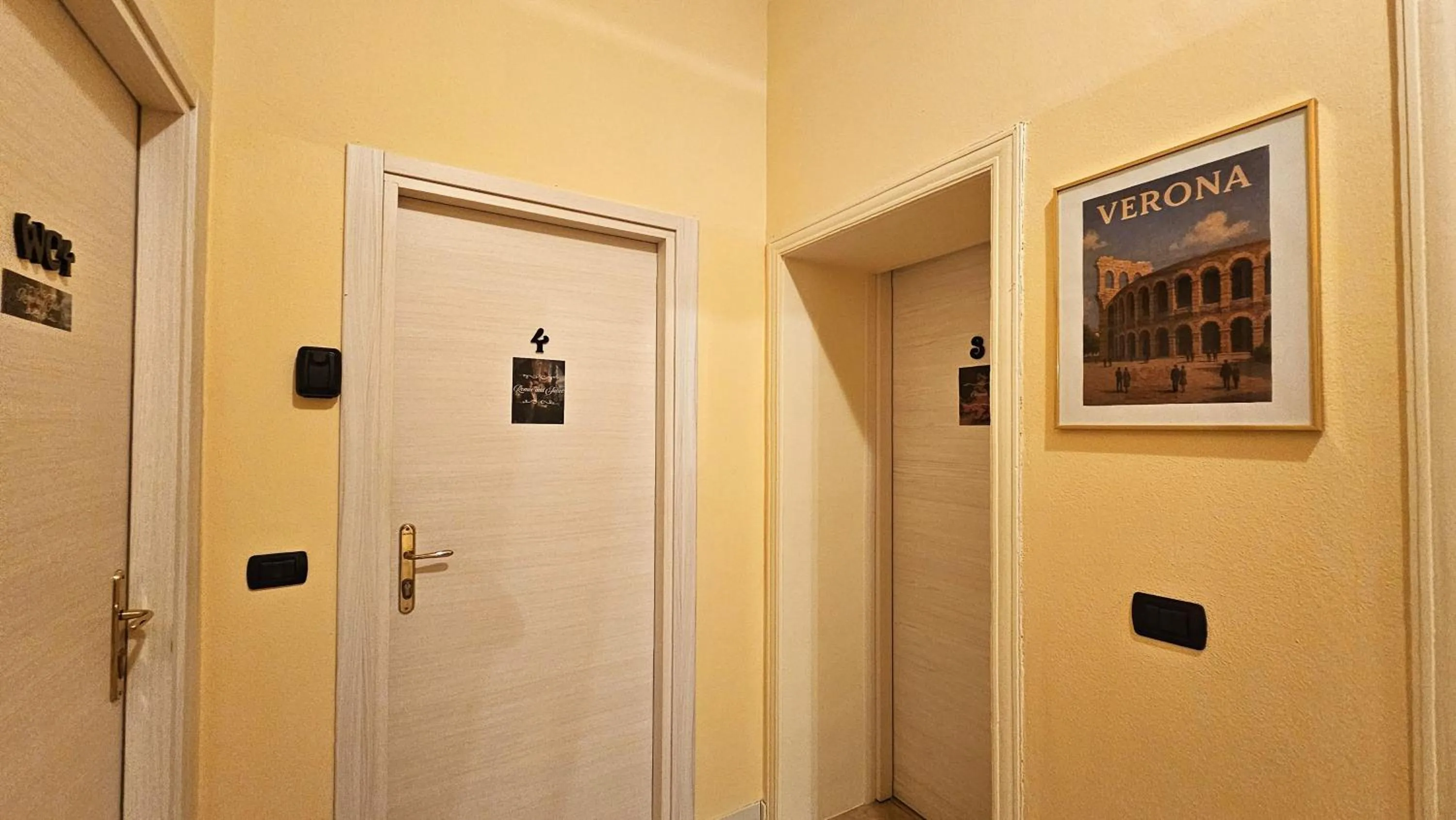 Lobby or reception in Opera et Love