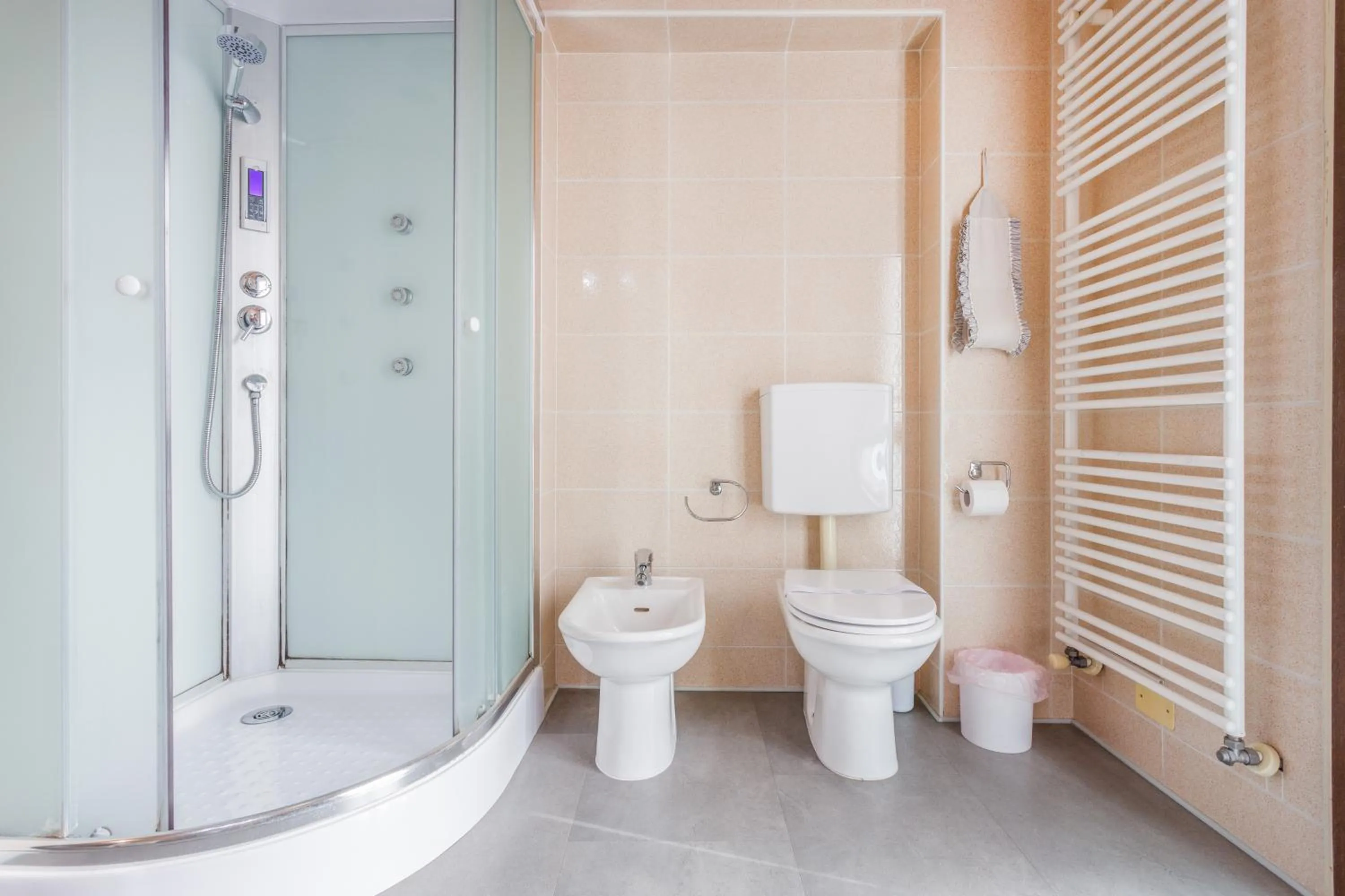 OPERA et LOVE - 200m dall'Arena con convenzione per Parcheggio e Colazione in pasticceria adiacente