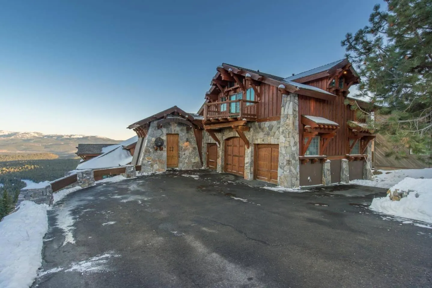 Skislope-Tahoe Villa