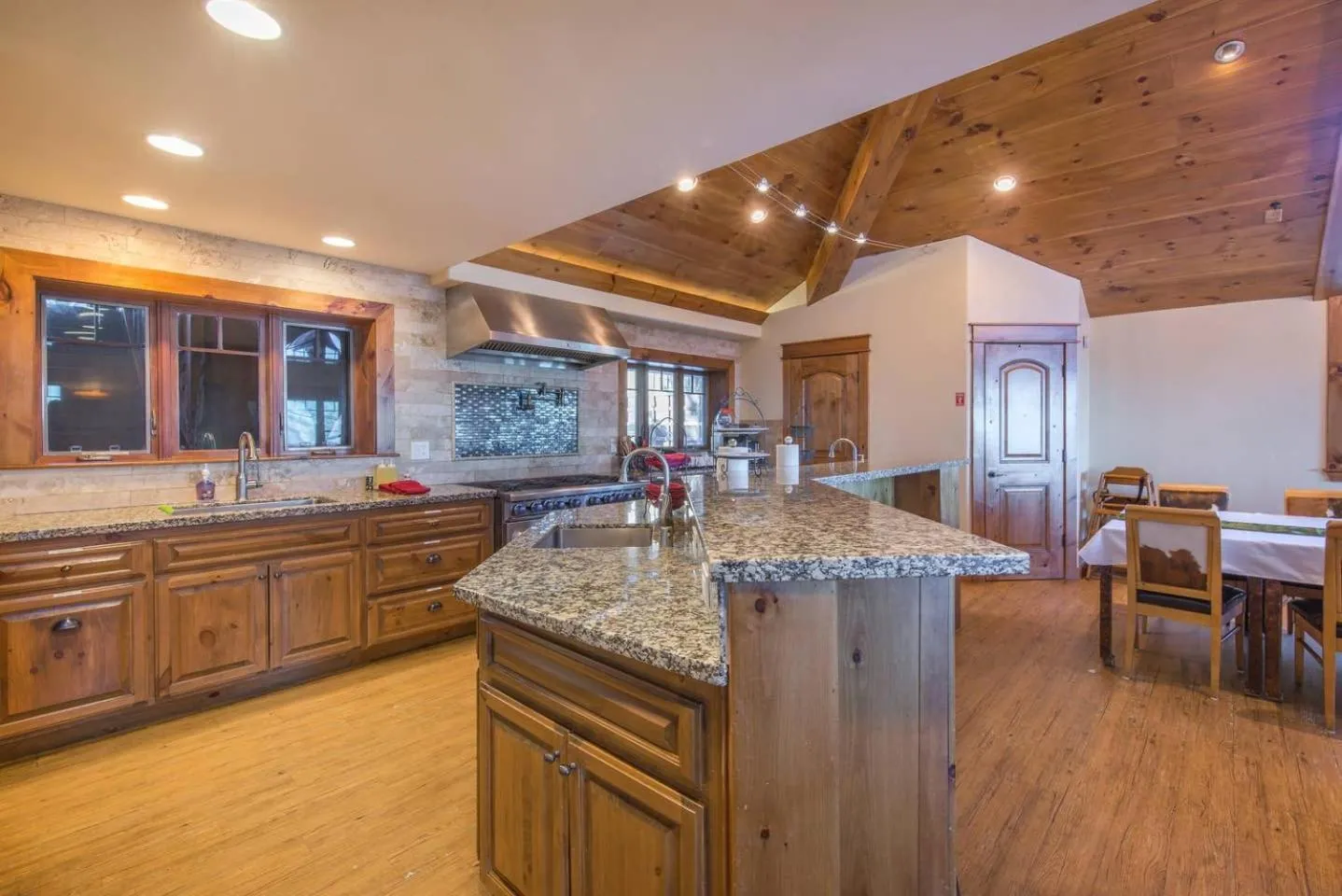 Skislope-Tahoe Villa