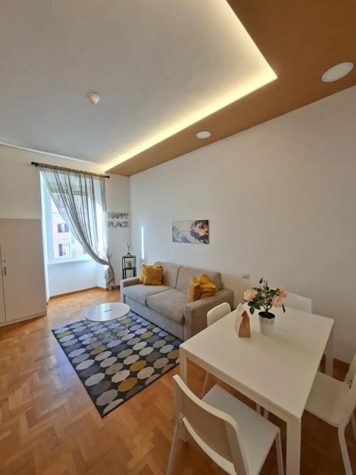 Athena's Apartment Athena's Apartment