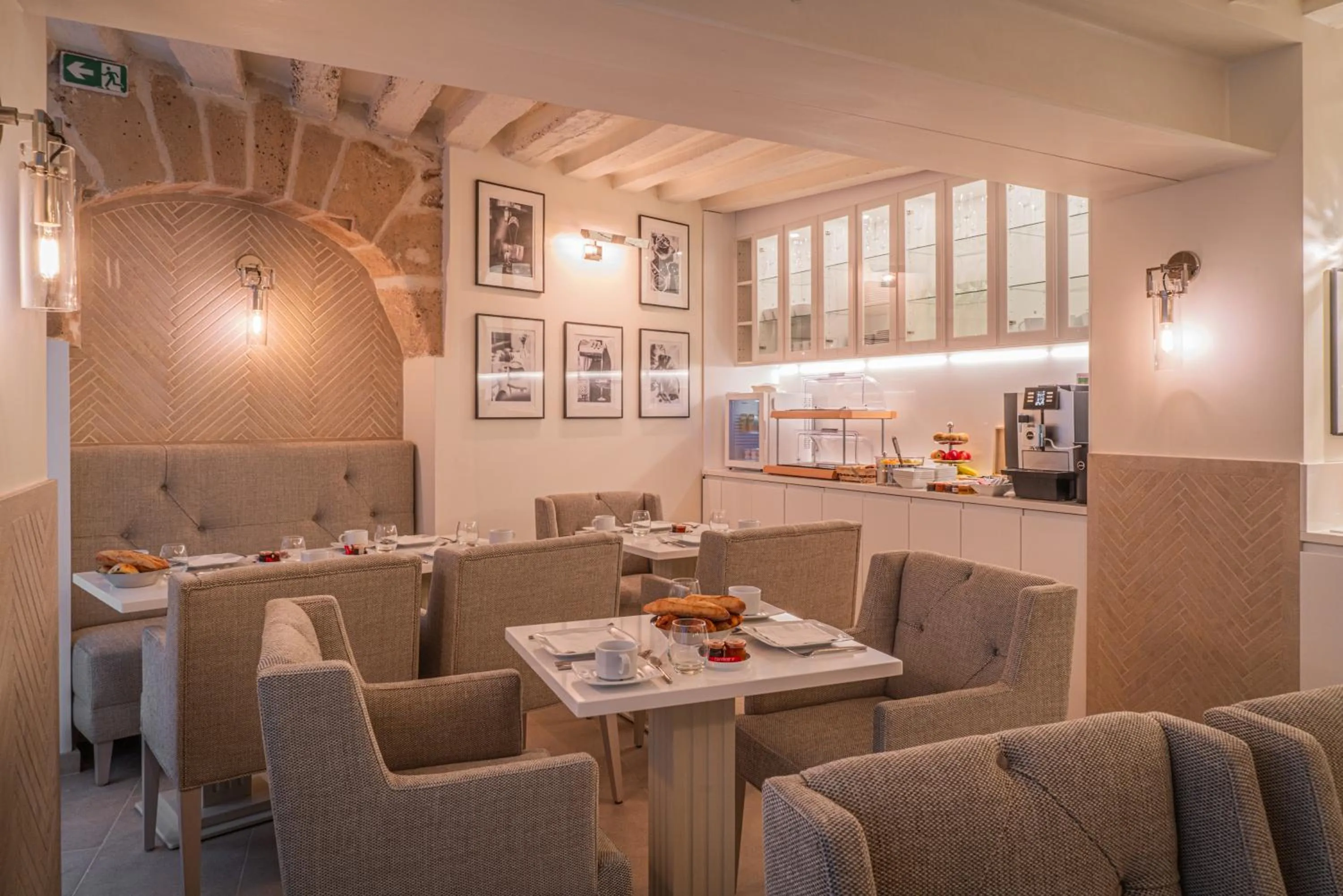 Breakfast in Hotel Résidence Des Arts - Saint-Germain