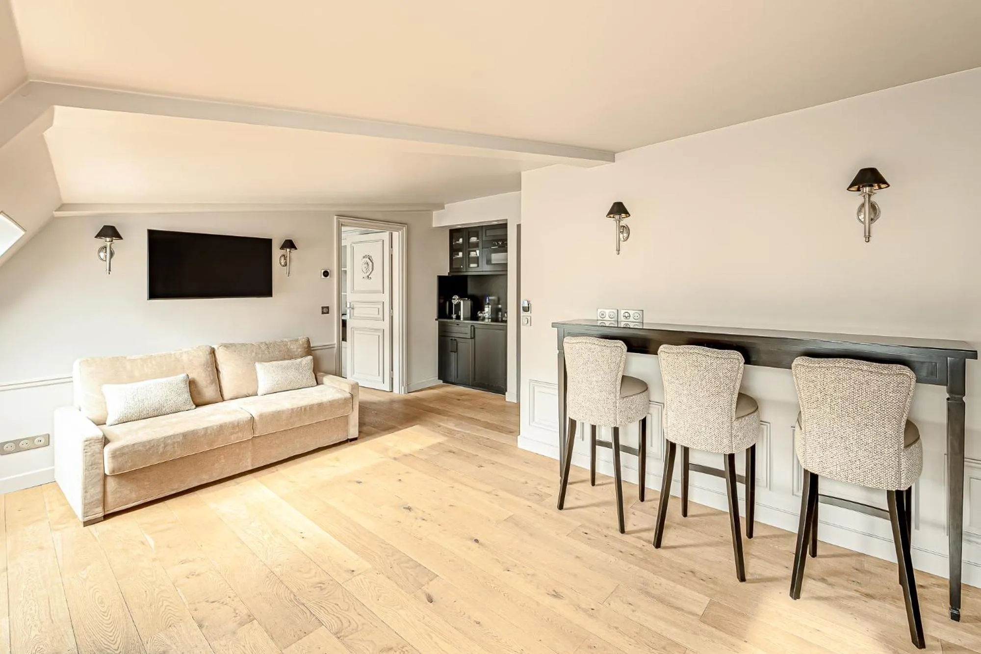 Living room in Hotel Résidence Des Arts - Saint-Germain