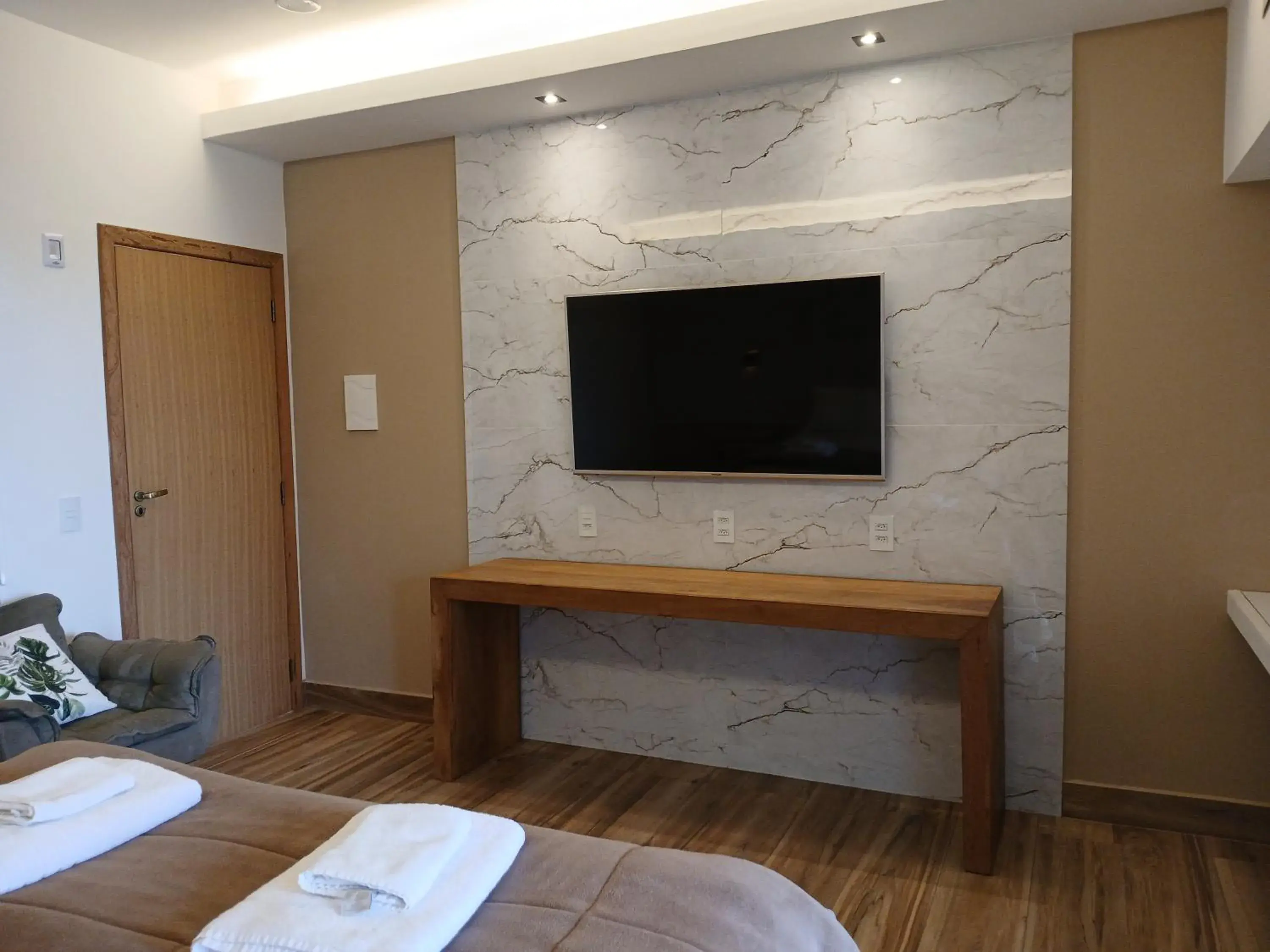 Deluxe Double Room with Bath in Pousada Cantares Deluxe Double Room with Bath in Pousada Cantares