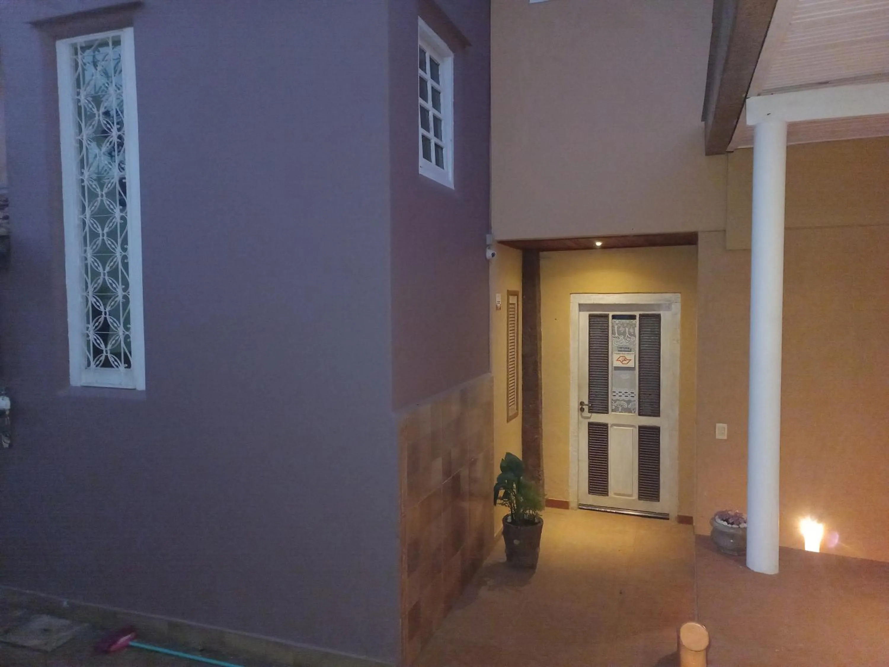 Facade/entrance in Pousada Cantares