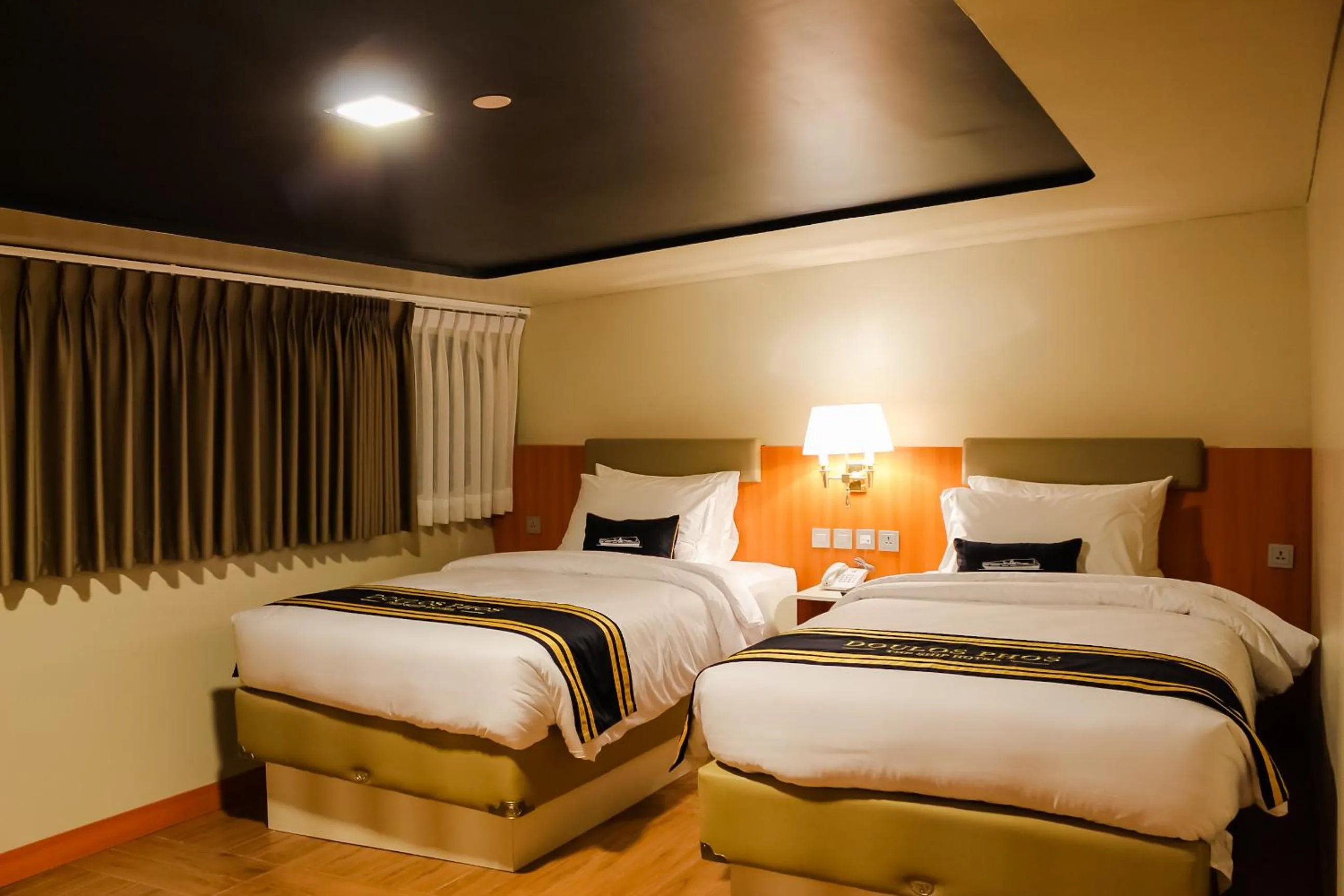 Bed in Doulos Phos The Ship Hotel