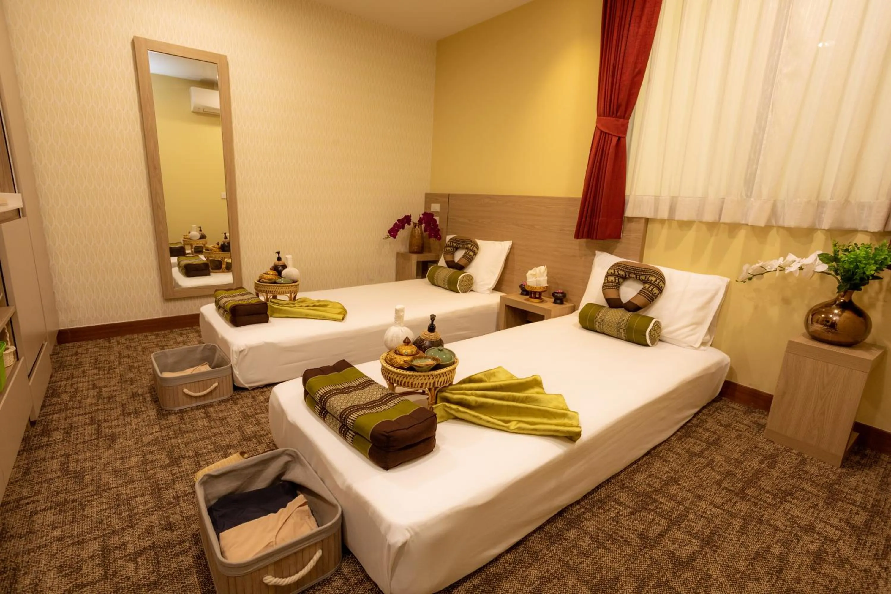 Spa and wellness centre/facilities, Bed in Hotel Kuretakeso Thailand Sriracha - SHA Extra Plus