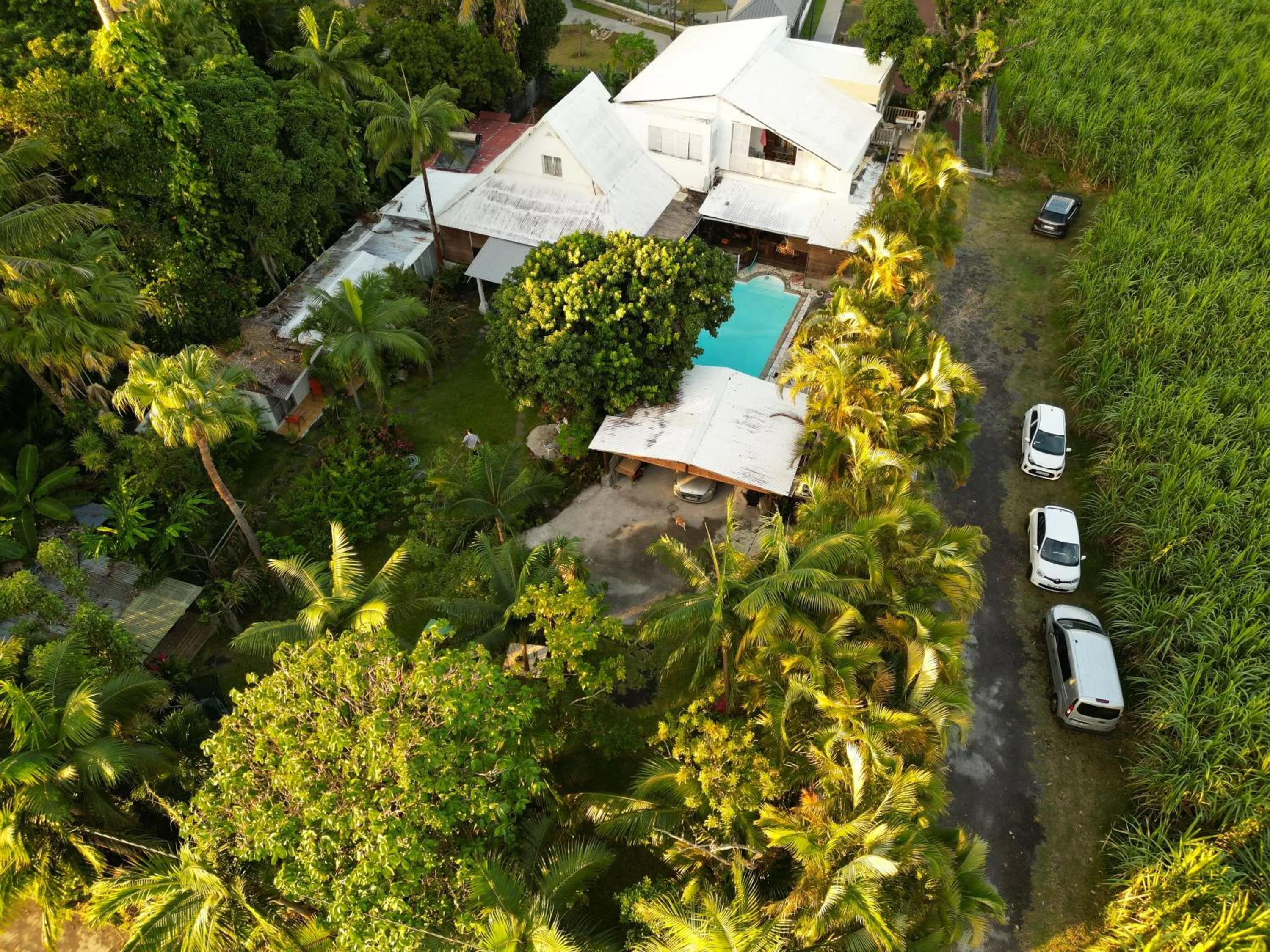 Property building in LE MEDINILLA