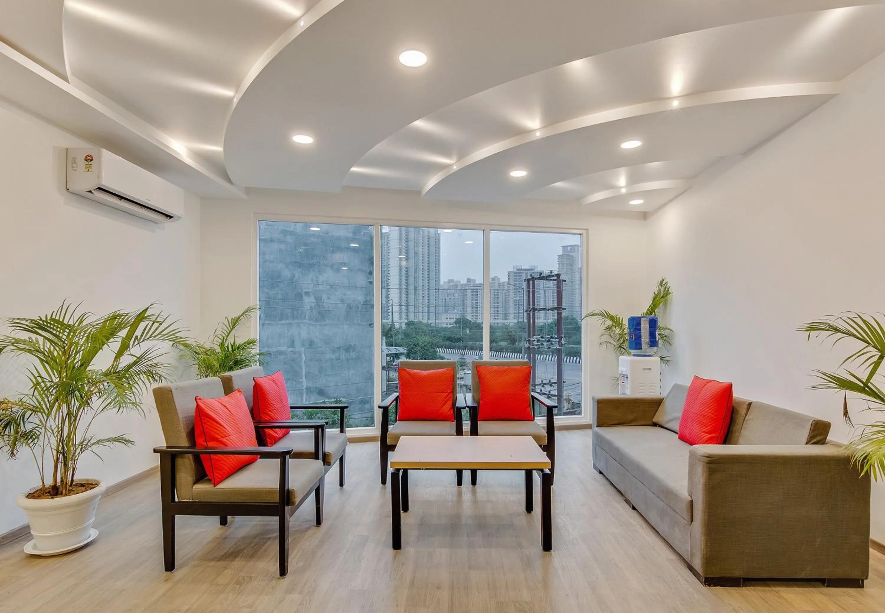 Lobby or reception in Super Townhouse 204 Sector 49 Near Logix city centre