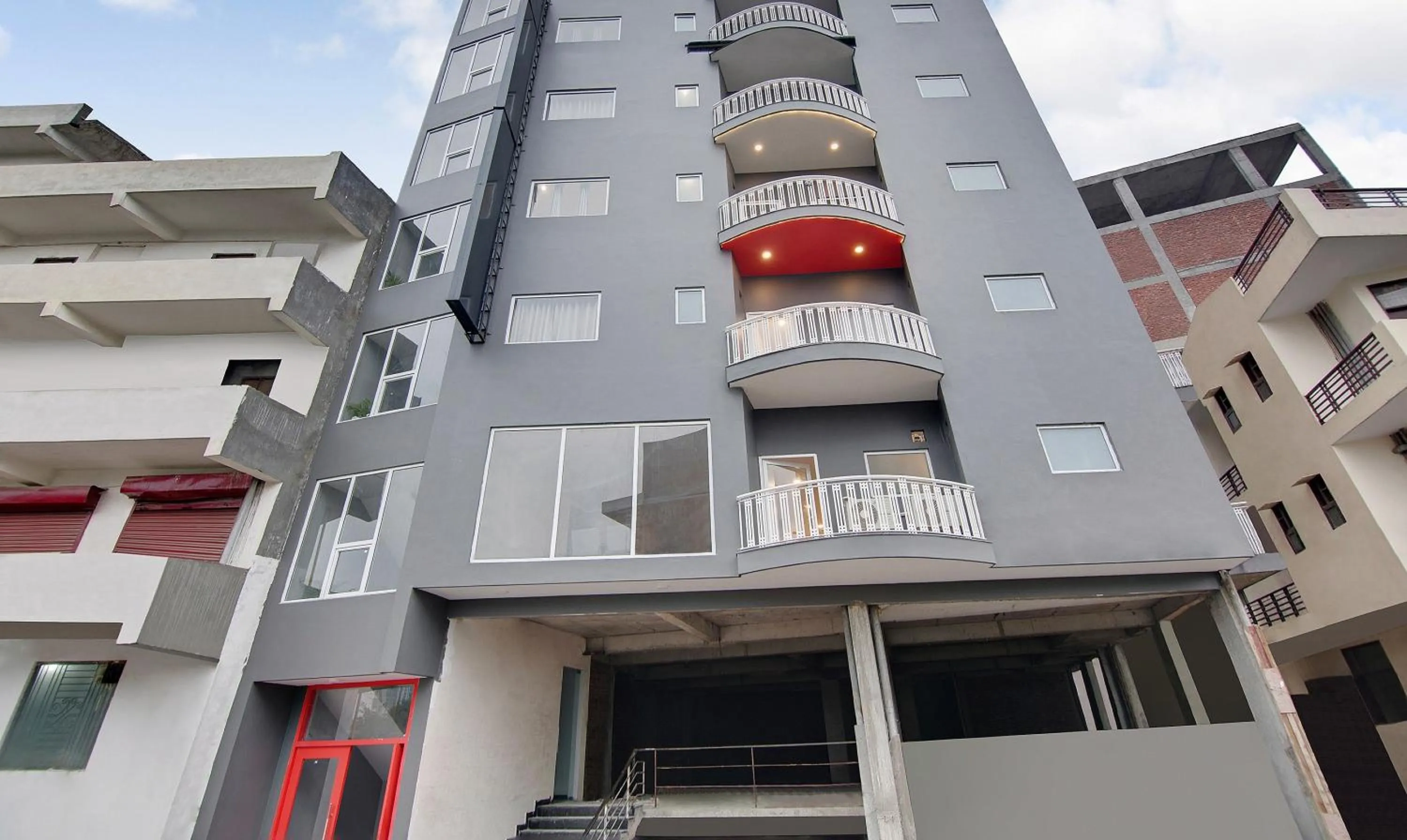 Facade/entrance in Super Townhouse 204 Sector 49 Near Logix city centre