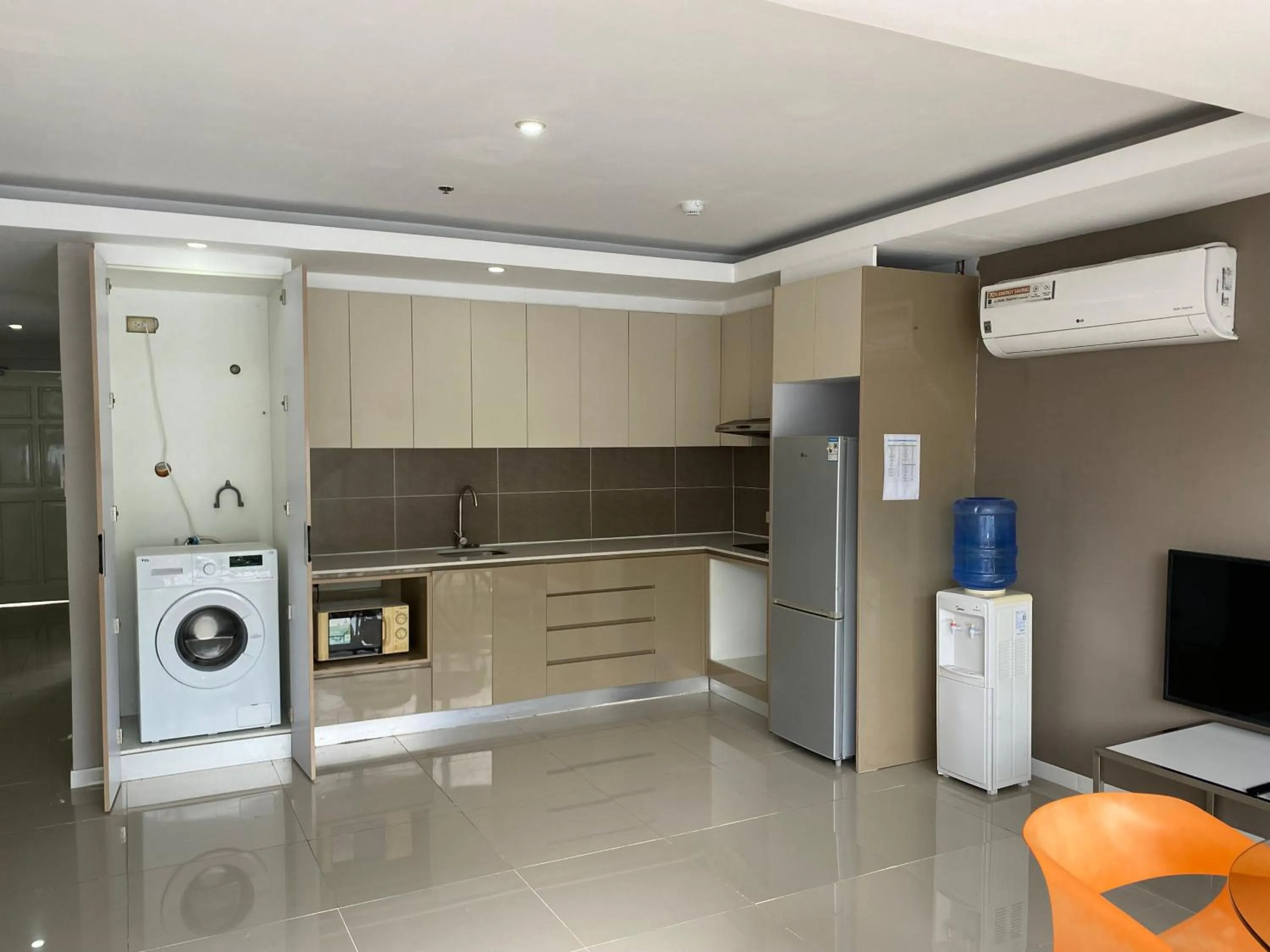 Chequers Suites Subic Bay