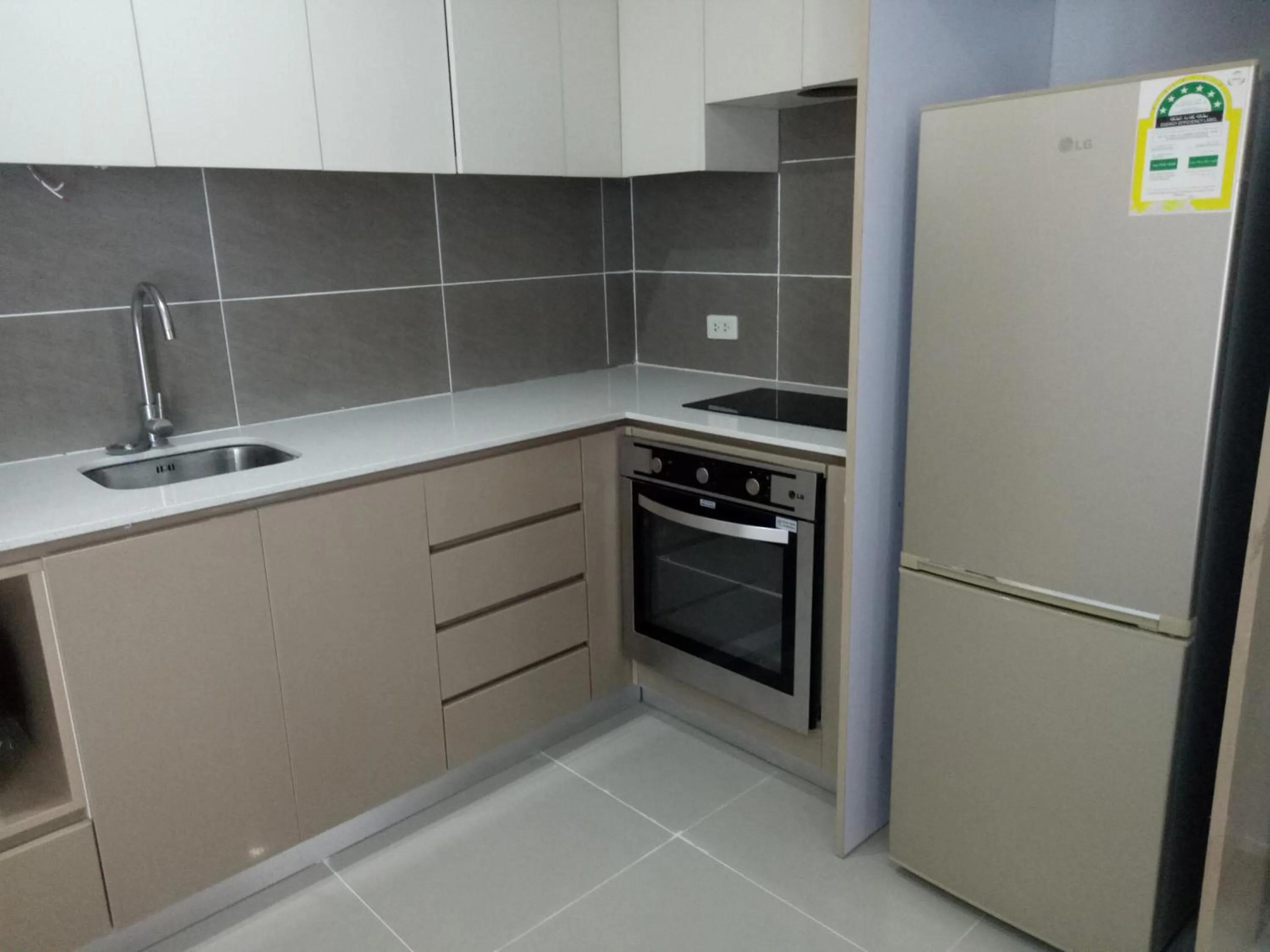 Chequers Suites Subic Bay