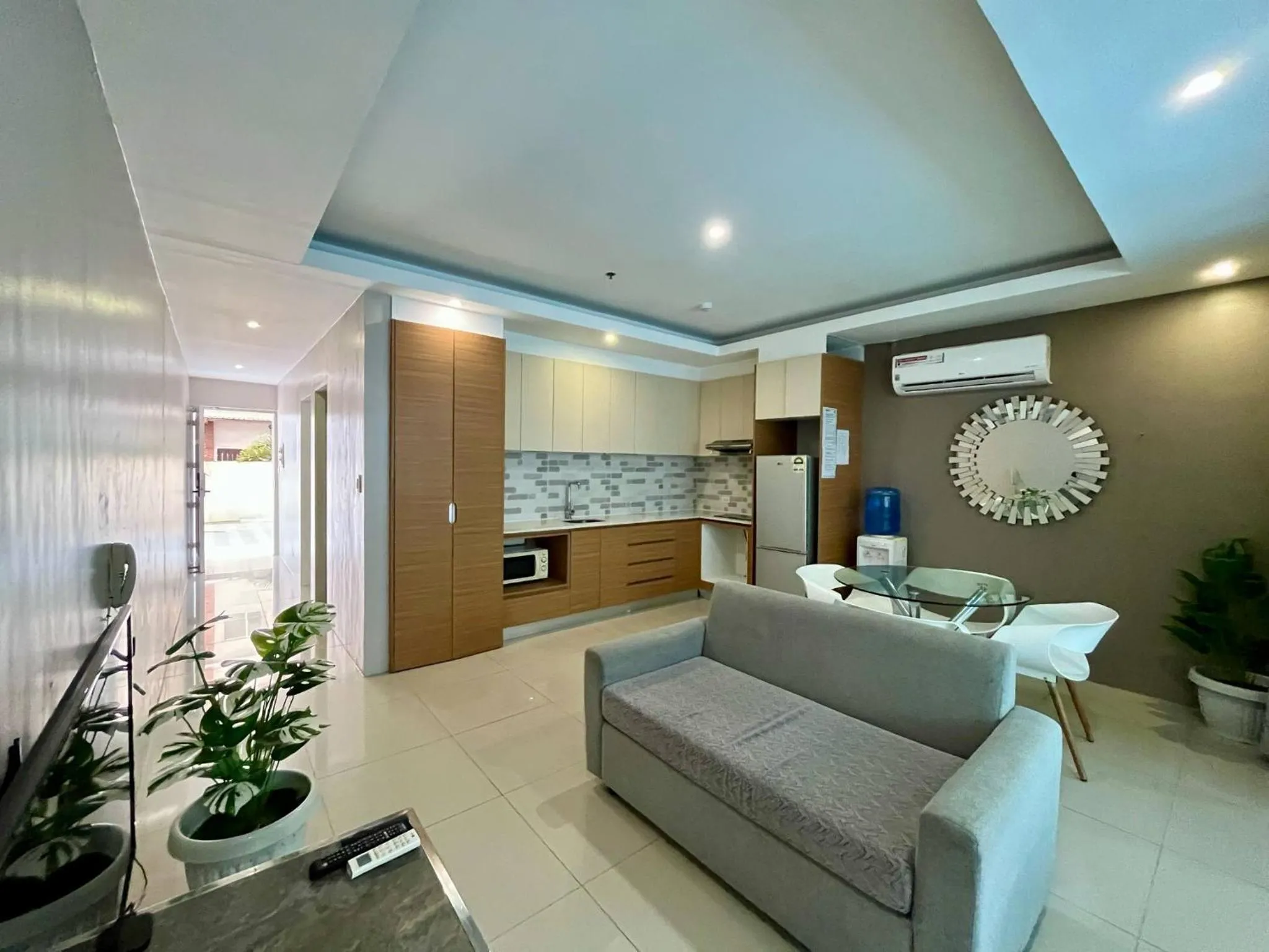 Chequers Suites Subic Bay