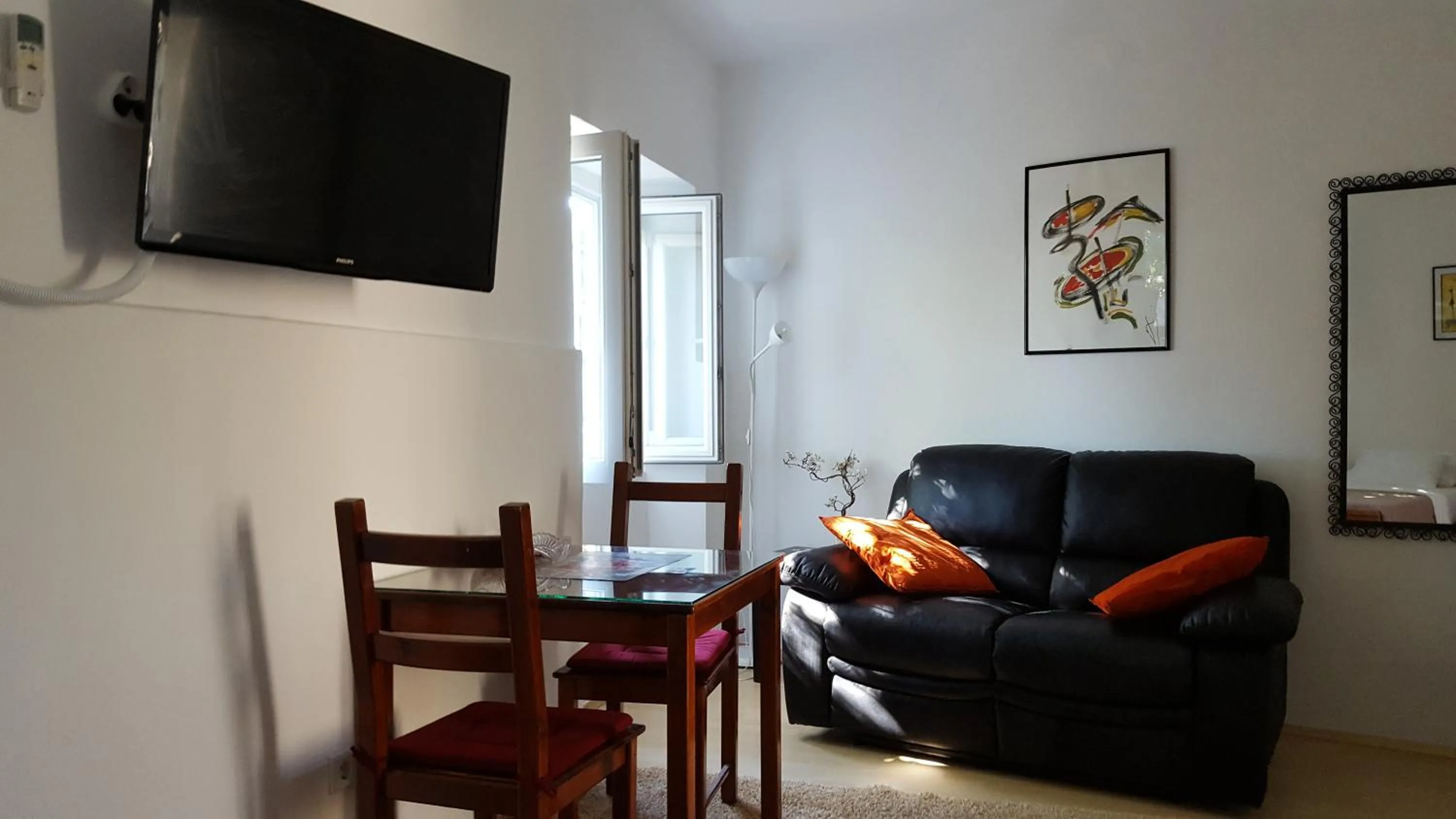 TV and multimedia in Turtle Apartments