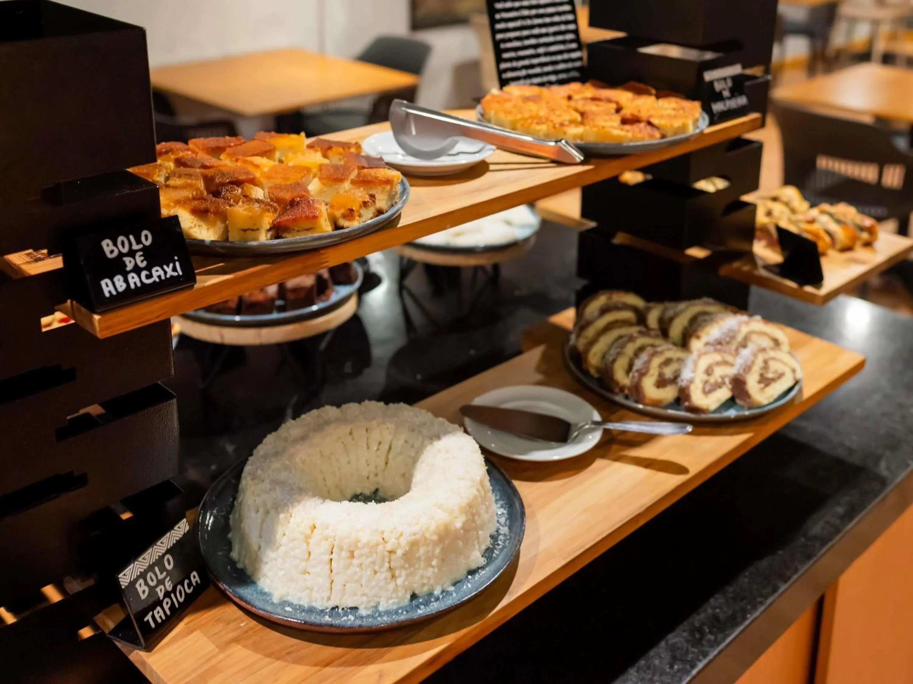 Breakfast in Ibis Styles Belém Hangar