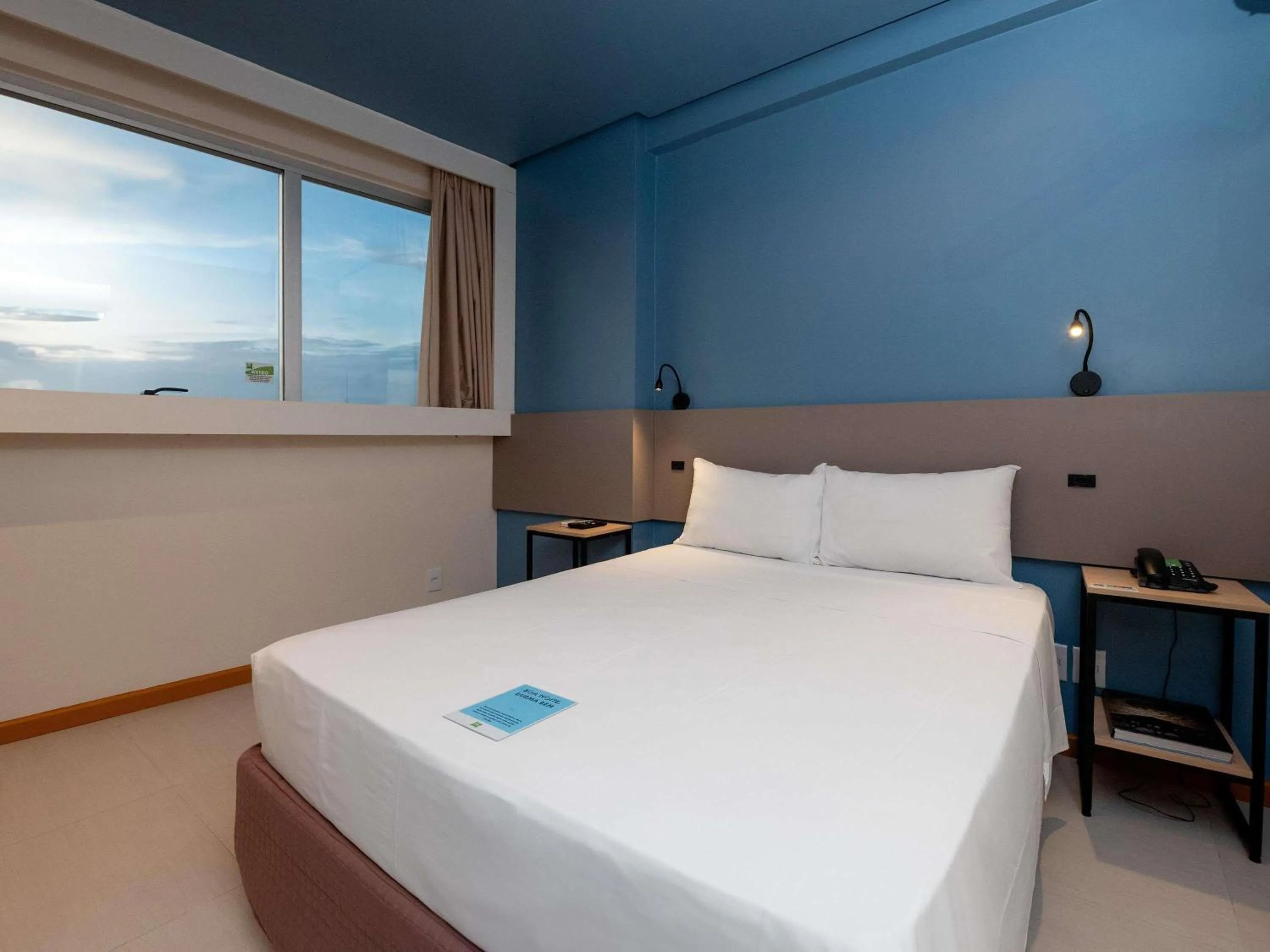 Bedroom, Bed in Ibis Styles Belém Hangar