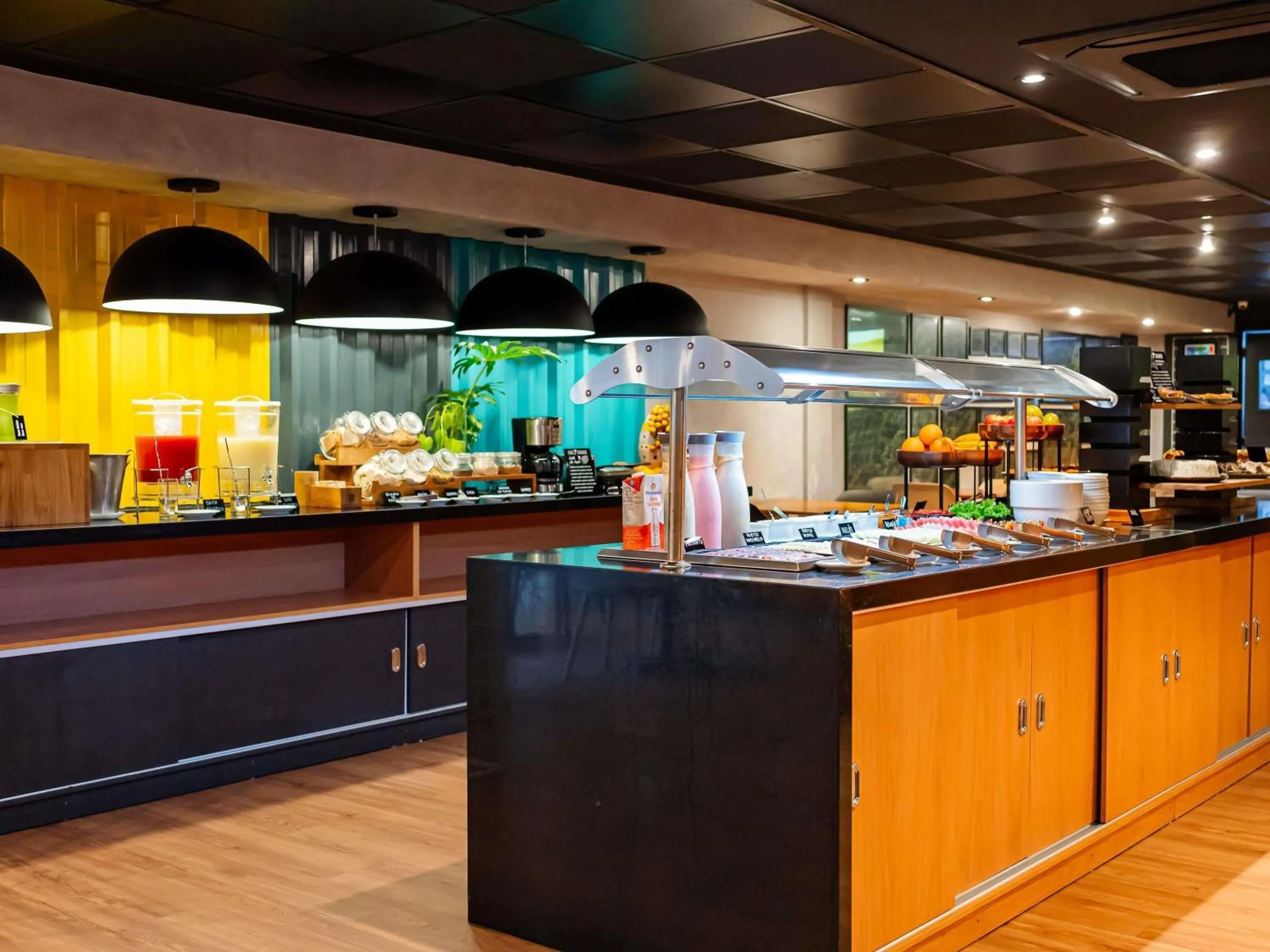 Breakfast in Ibis Styles Belém Hangar