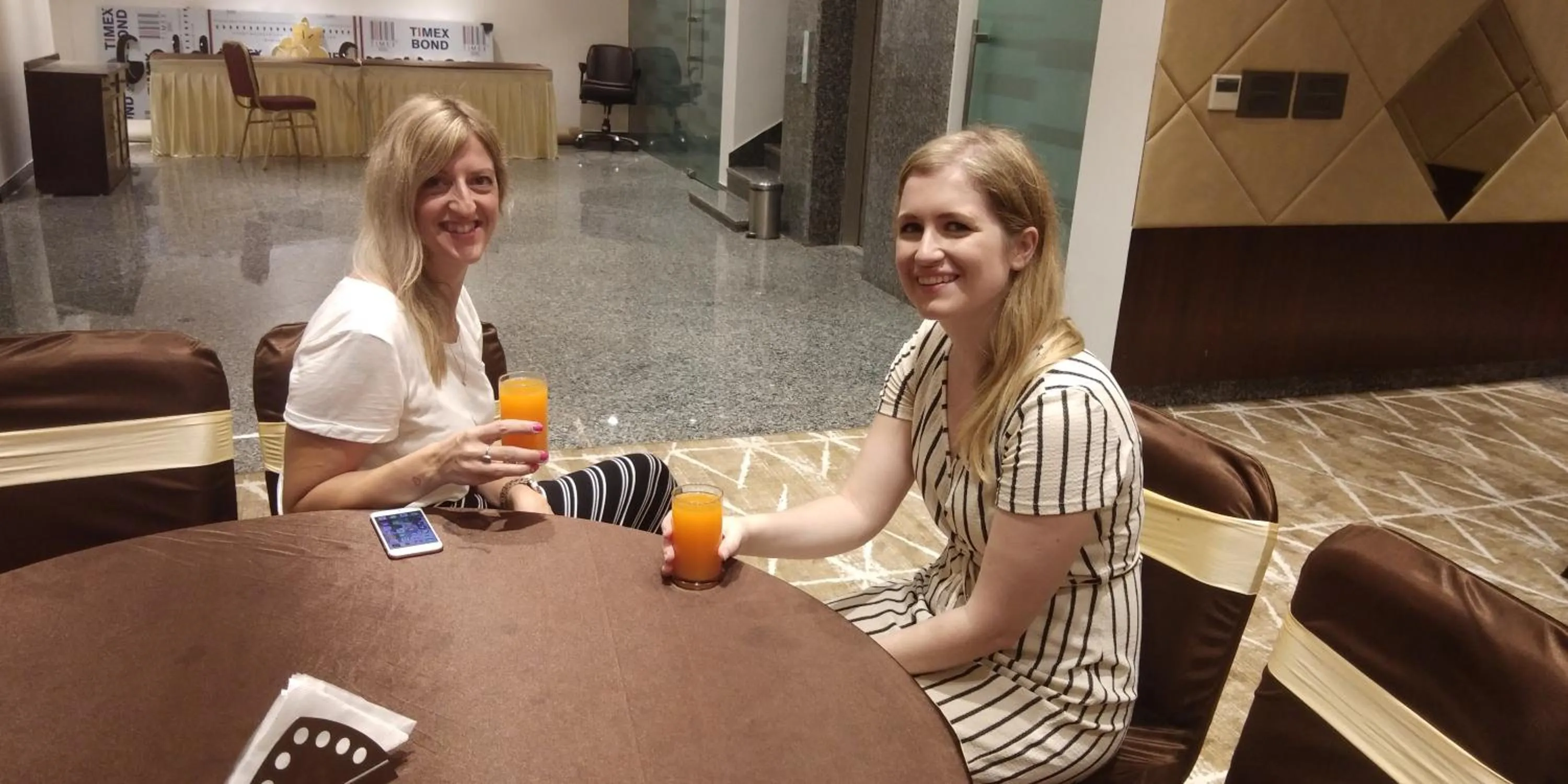 People in HOTEL TEN SQUARE - 5 Minutes from The Taj Mahal