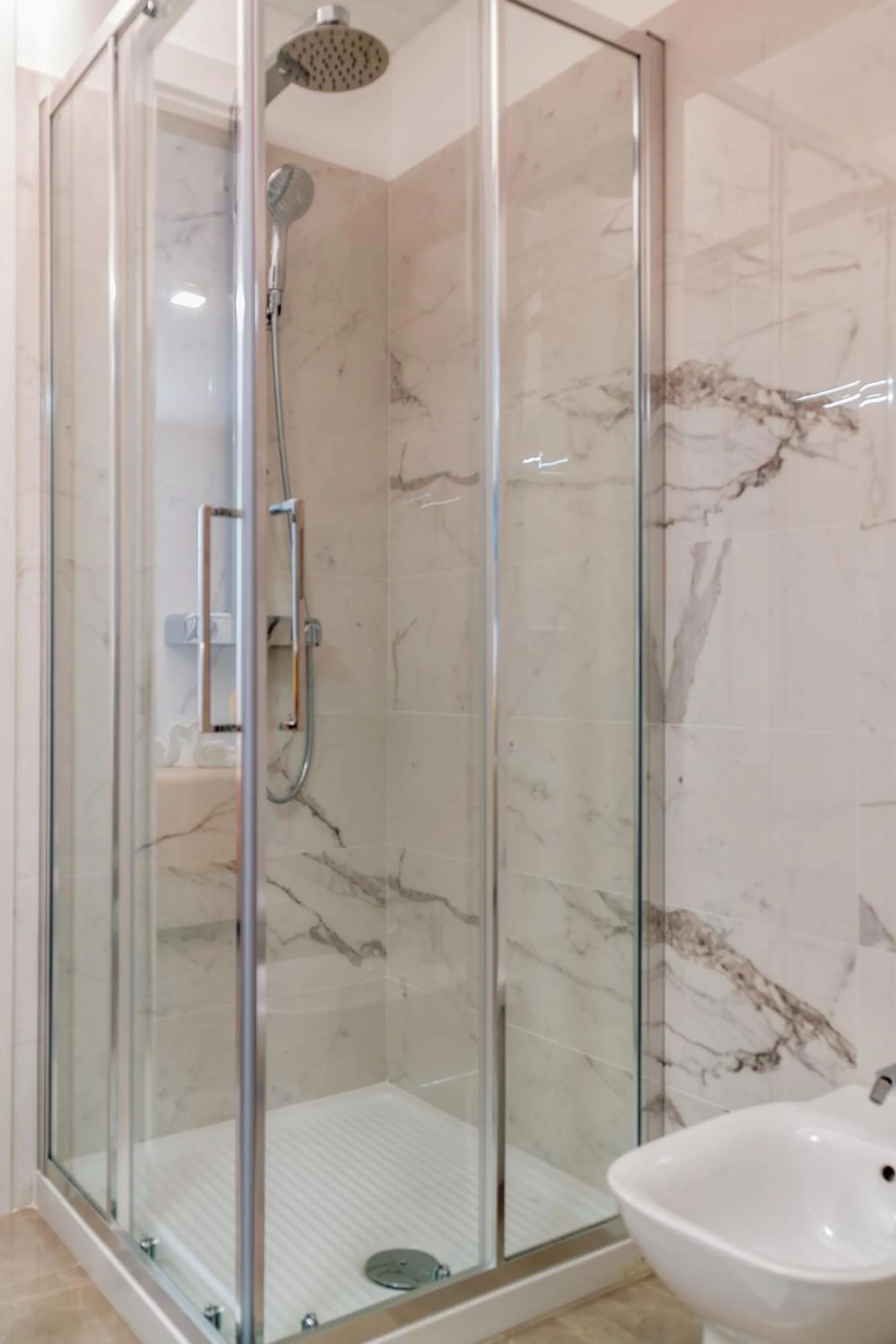 Bathroom in Mediterraneo Palace Luxury Affittacamere