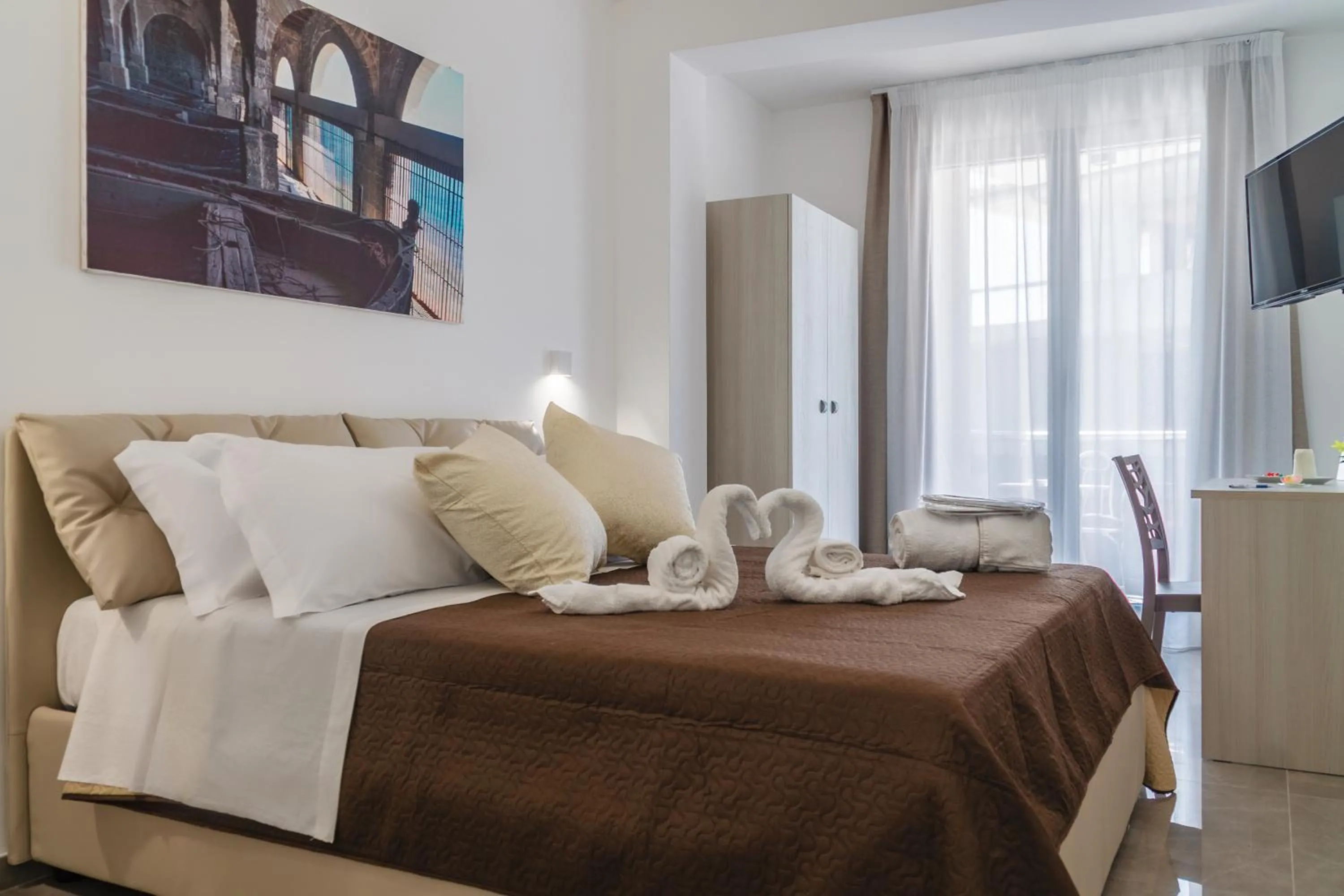 Bedroom, Bed in Mediterraneo Palace Luxury Affittacamere