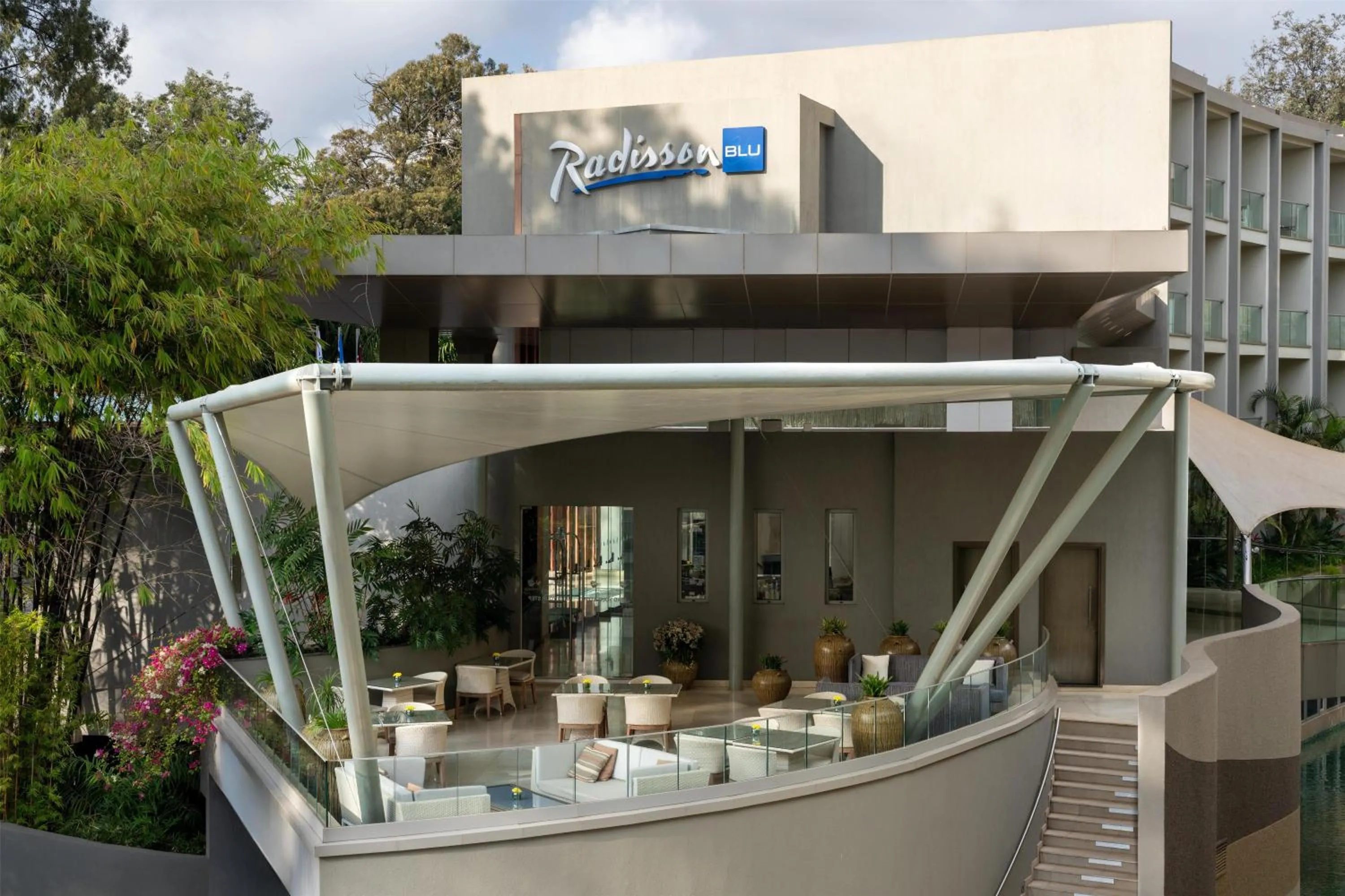 Restaurant/places to eat in Radisson Blu Hotel & Residence Nairobi Arboretum