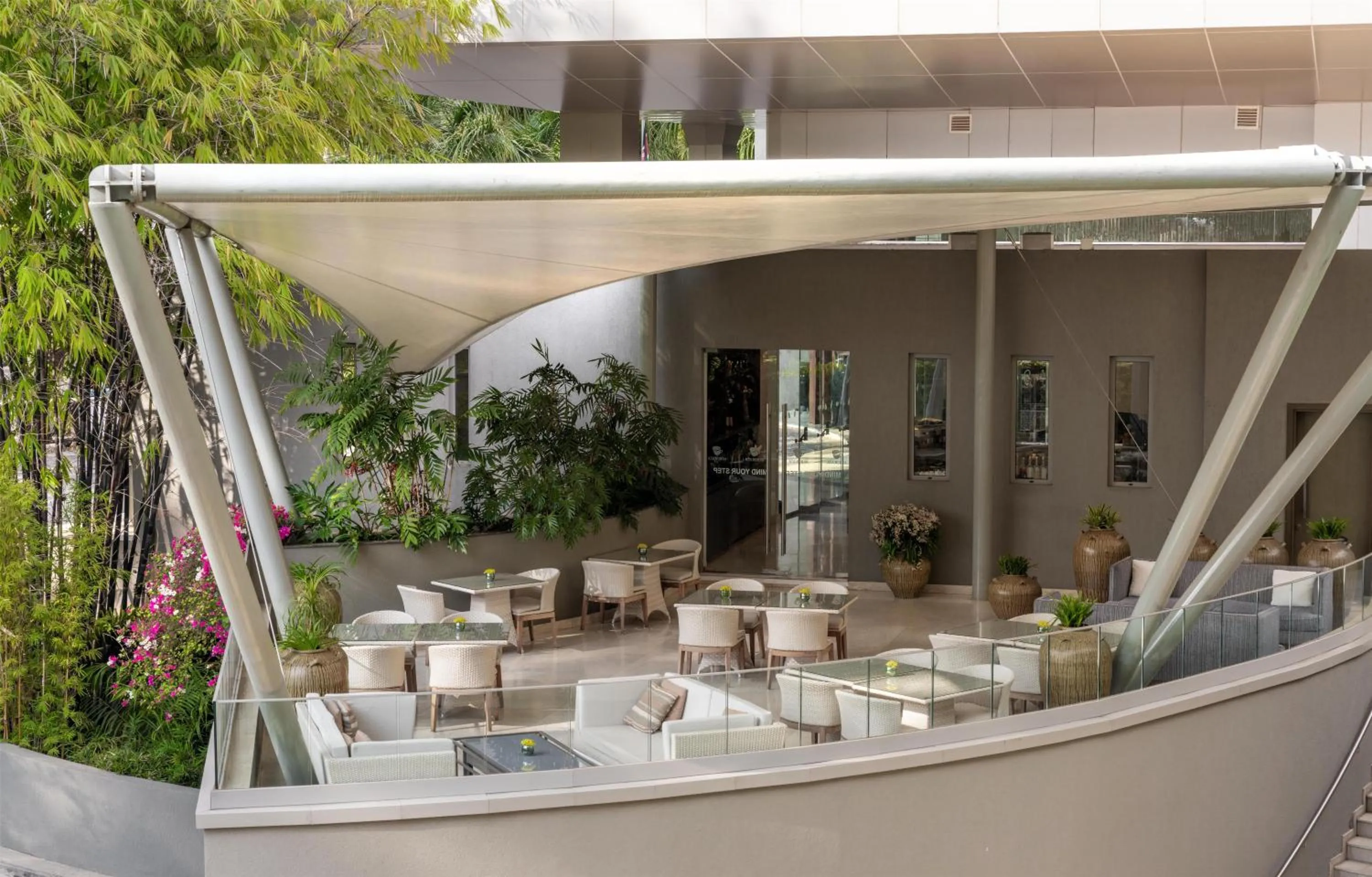 Restaurant/places to eat in Radisson Blu Hotel & Residence Nairobi Arboretum