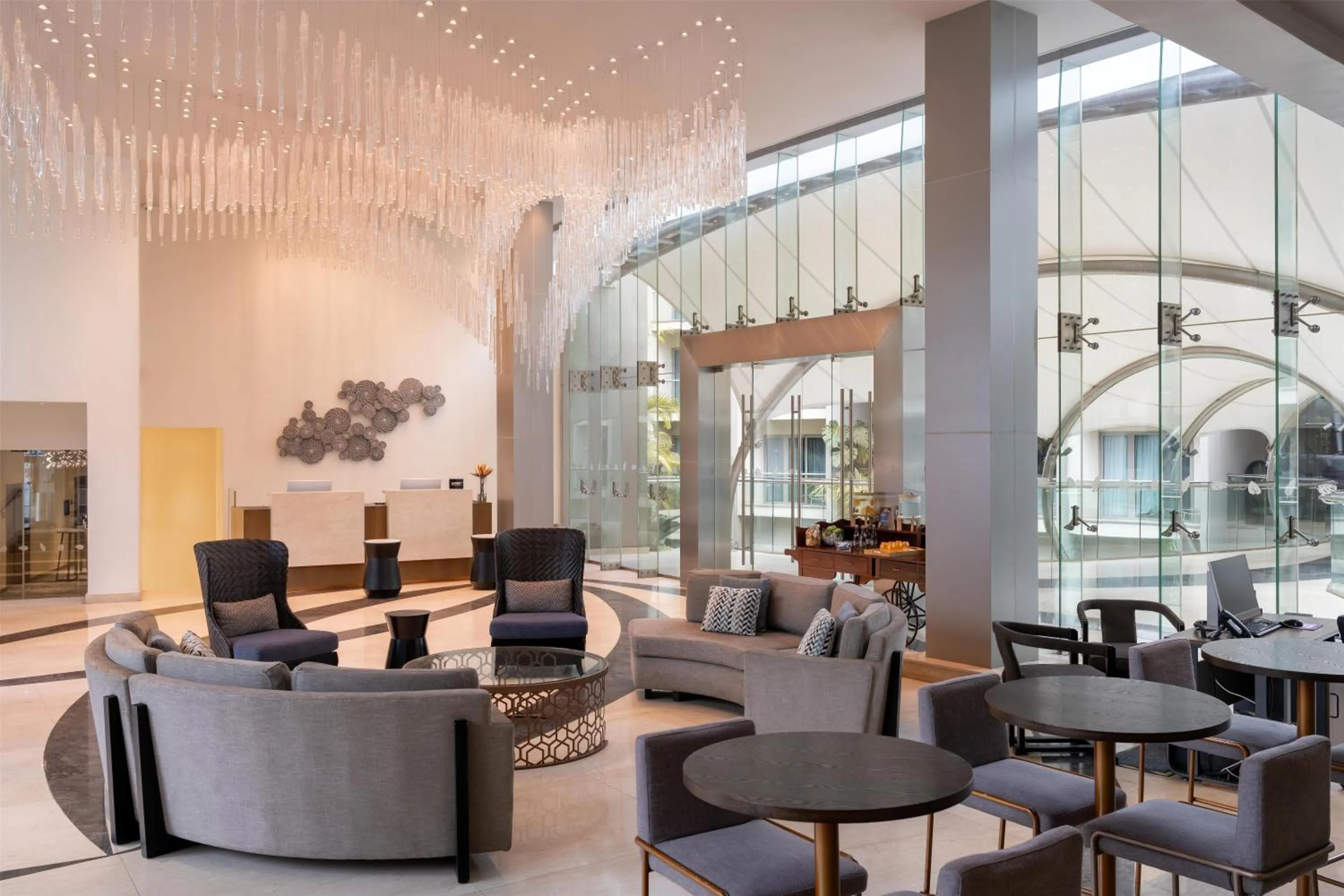 Lobby or reception in Radisson Blu Hotel & Residence Nairobi Arboretum