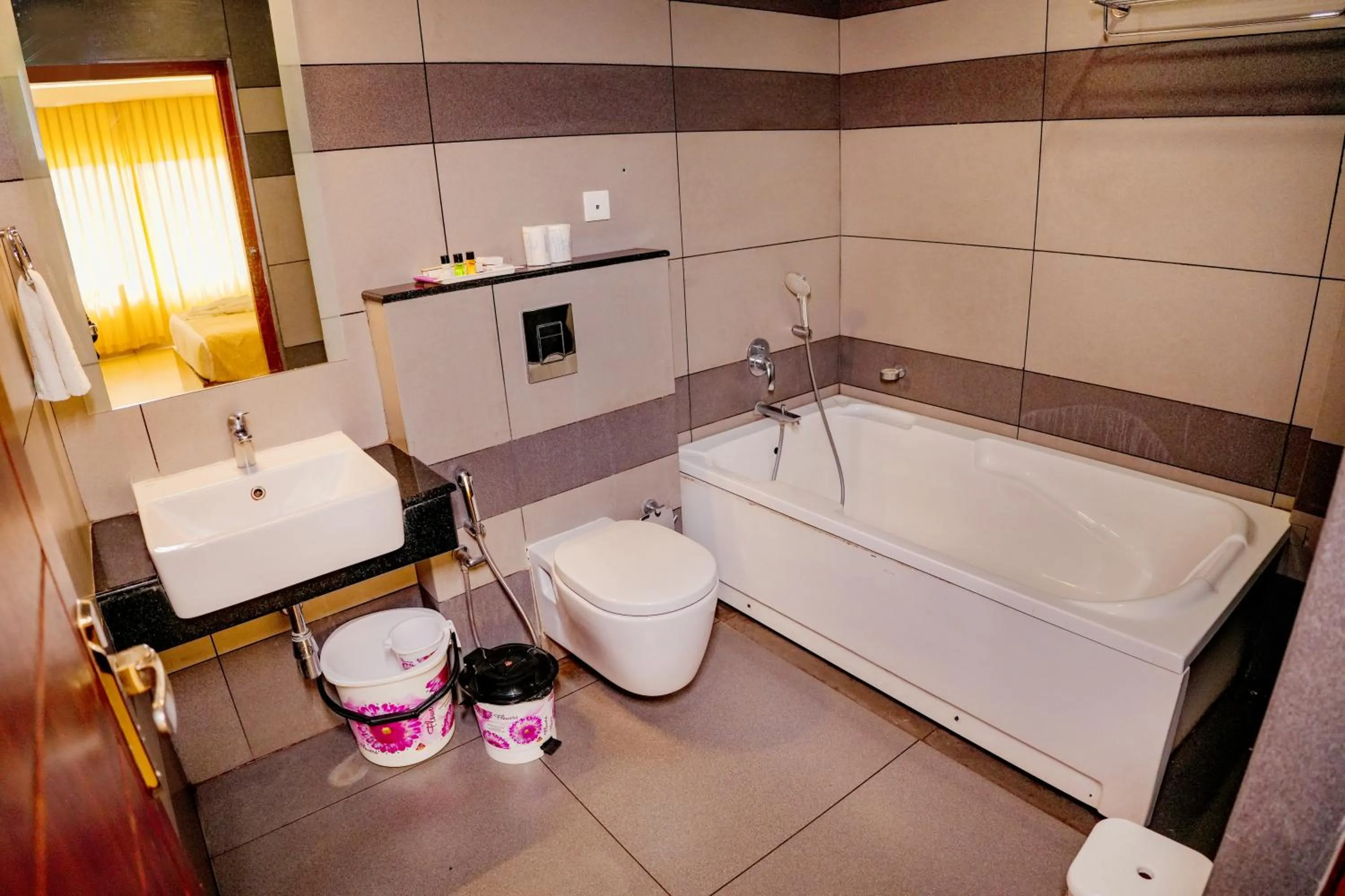 Bathroom in The Lake View Munnar