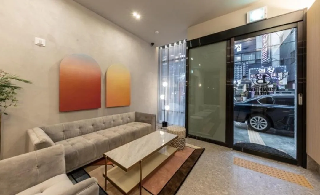 Property building in Brown Dot Hotel Deokcheon