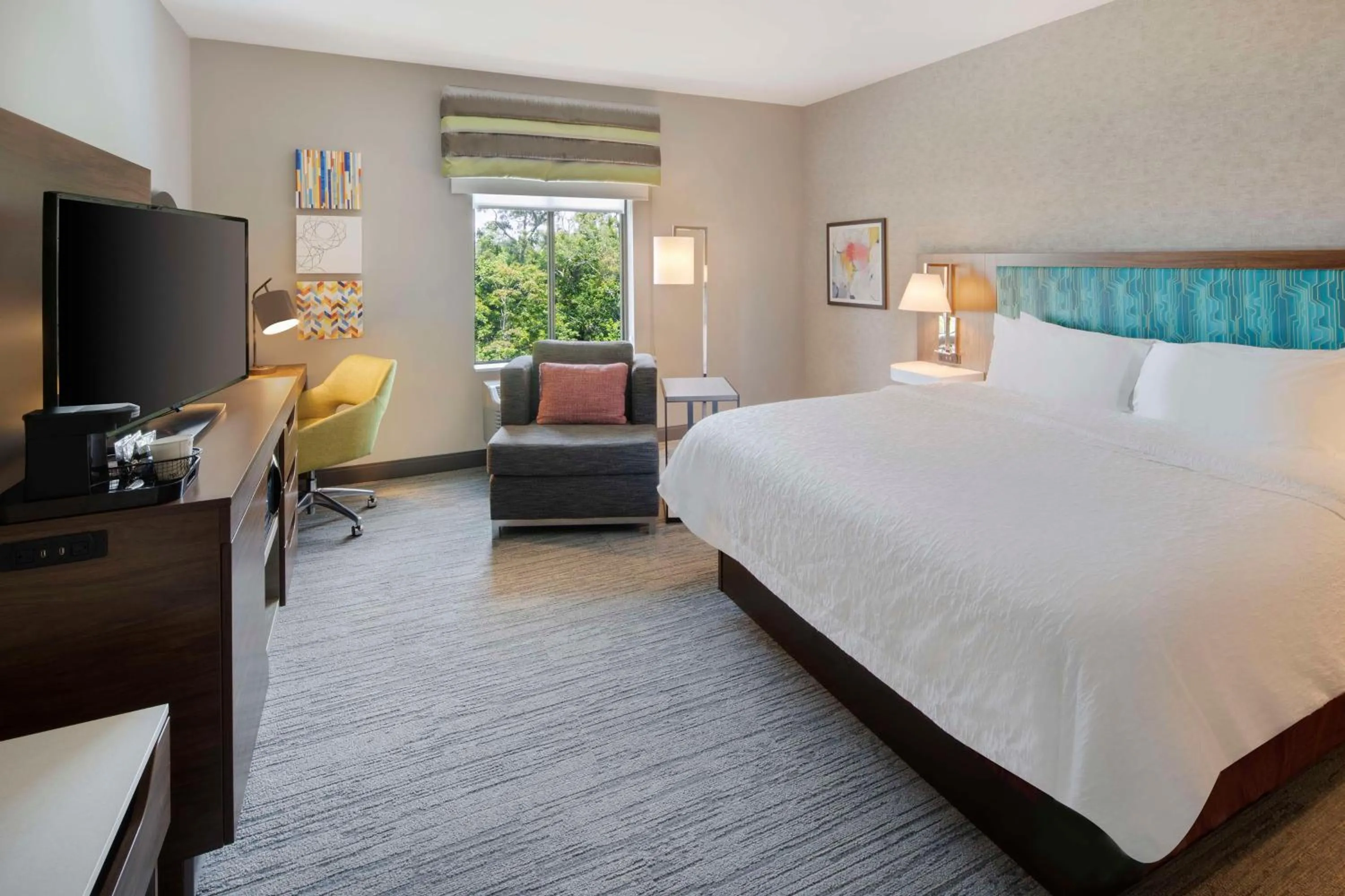 Bedroom, Bed in Hampton Inn & Suites D'Iberville Biloxi