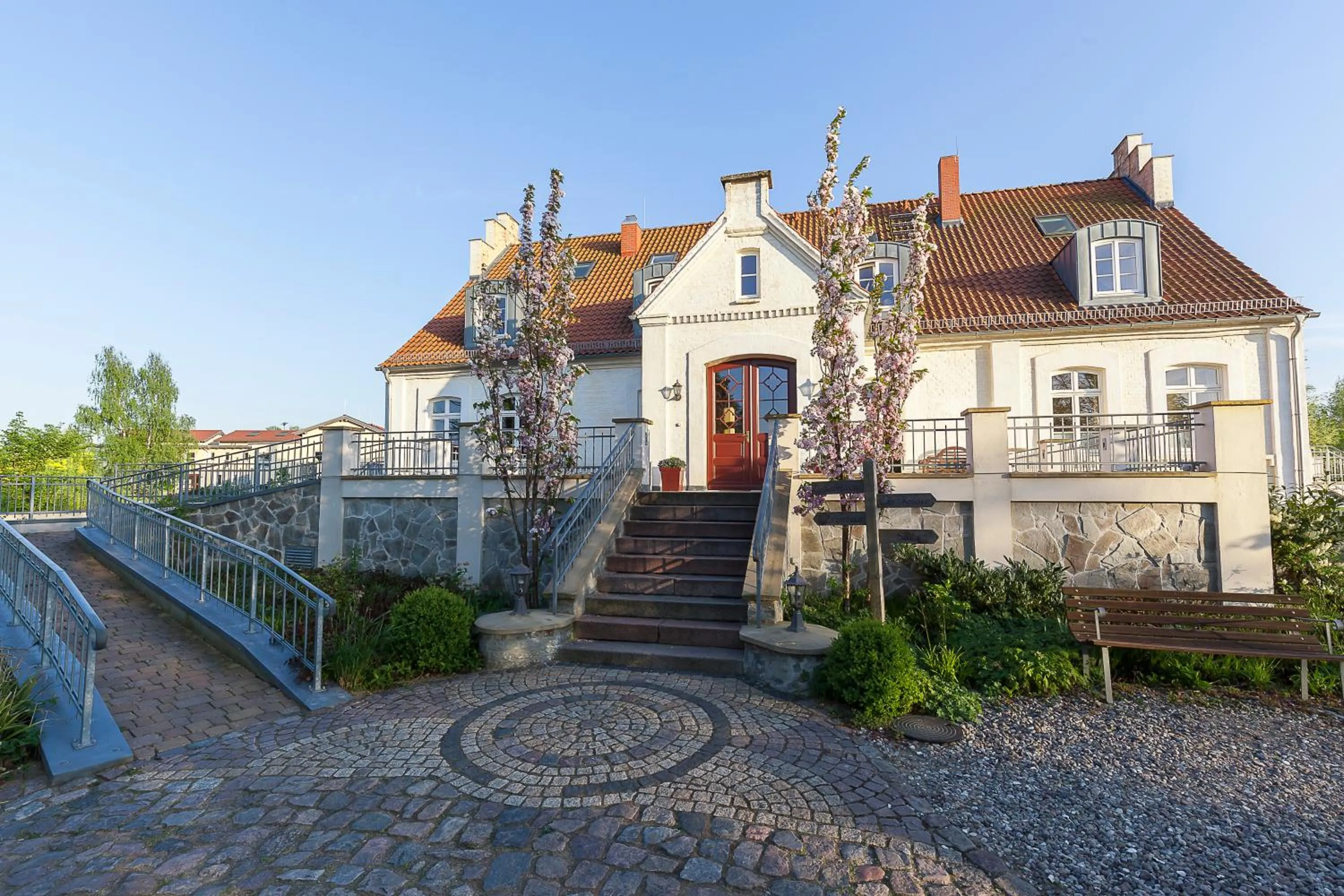 Facade/entrance in Hotel Gutshaus Parin - Bio- und Gesundheitshotel