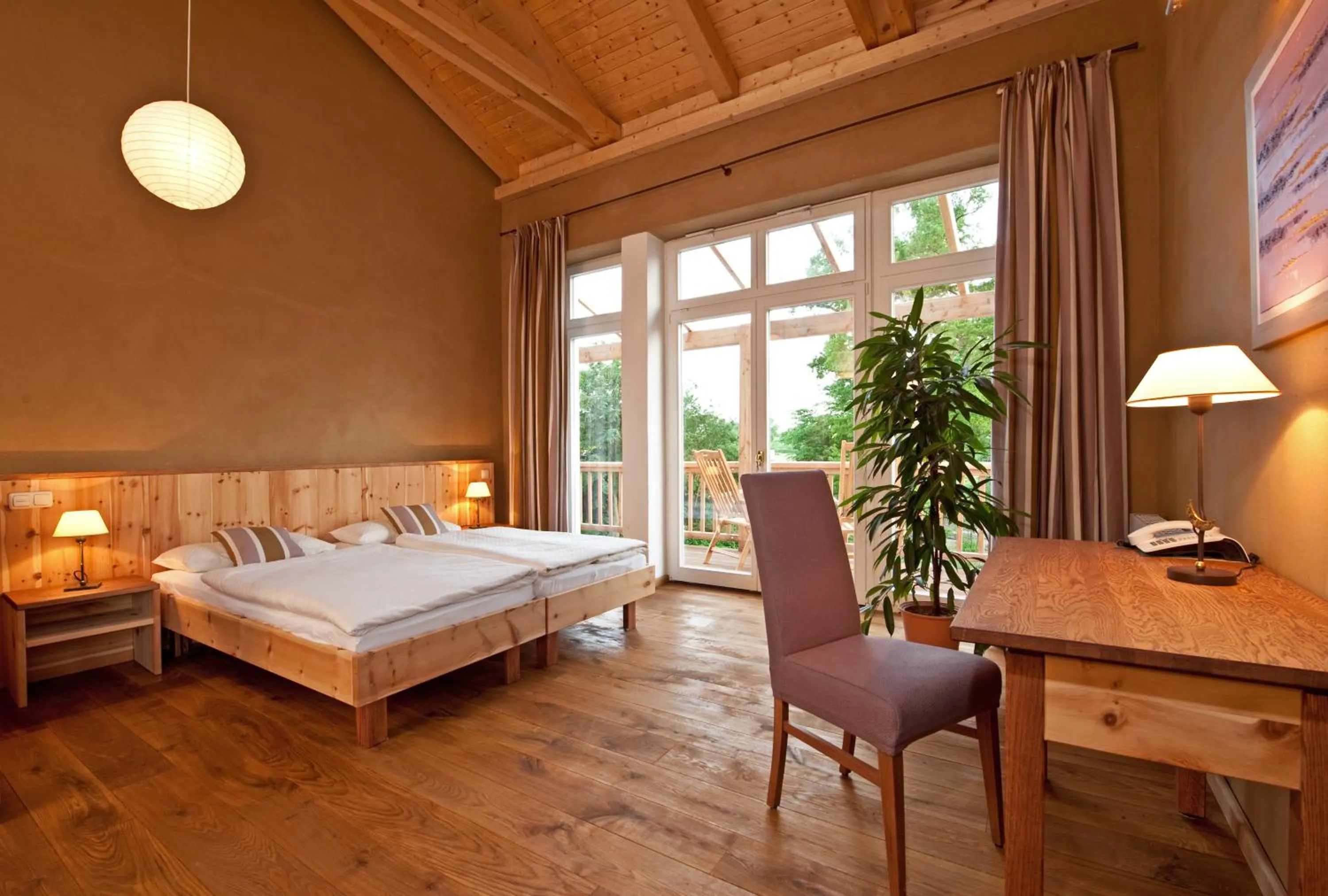 Photo of the whole room, Bed in Hotel Gutshaus Parin - Bio- und Gesundheitshotel