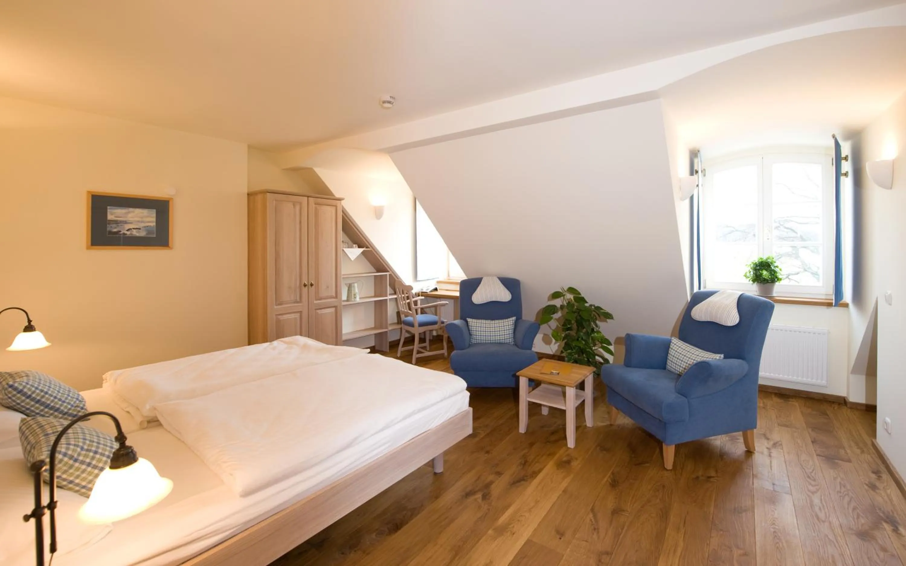 Photo of the whole room, Bed in Hotel Gutshaus Parin - Bio- und Gesundheitshotel