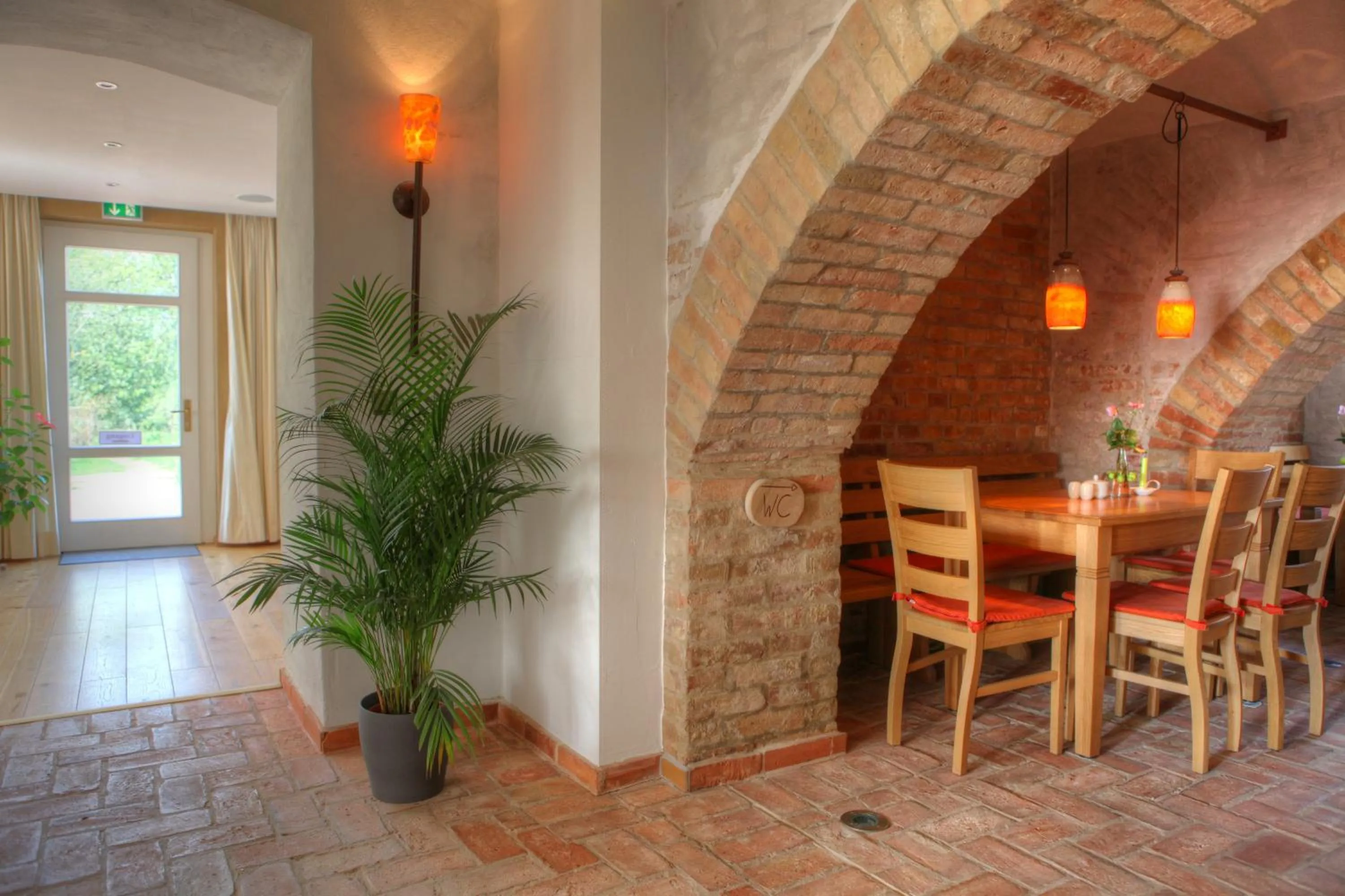 Restaurant/places to eat in Hotel Gutshaus Parin - Bio- und Gesundheitshotel